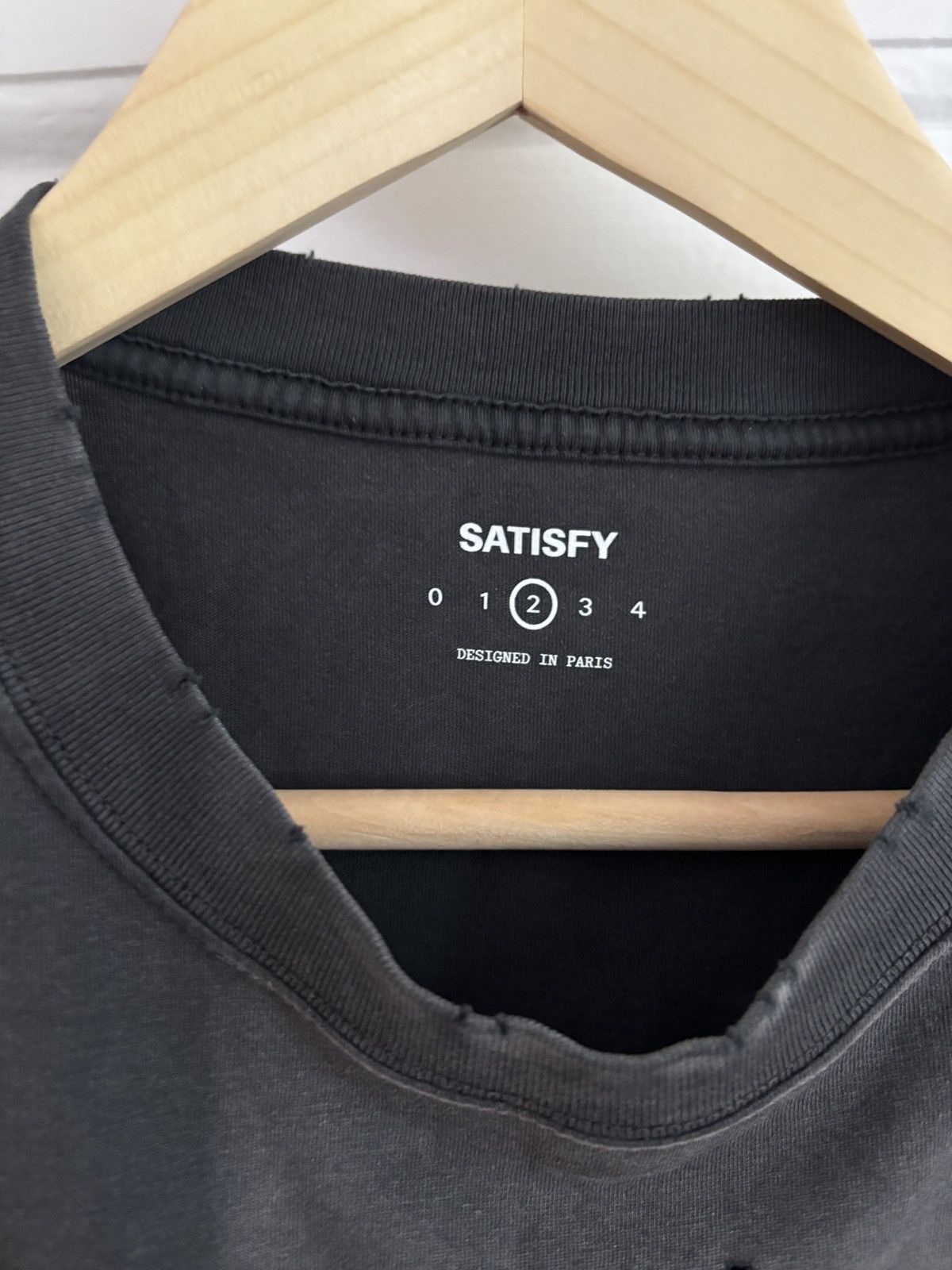 Satisfy Satisfy mothtech tassel cropped muscle t Size US M / EU 48-50 / 2 - 4 Thumbnail