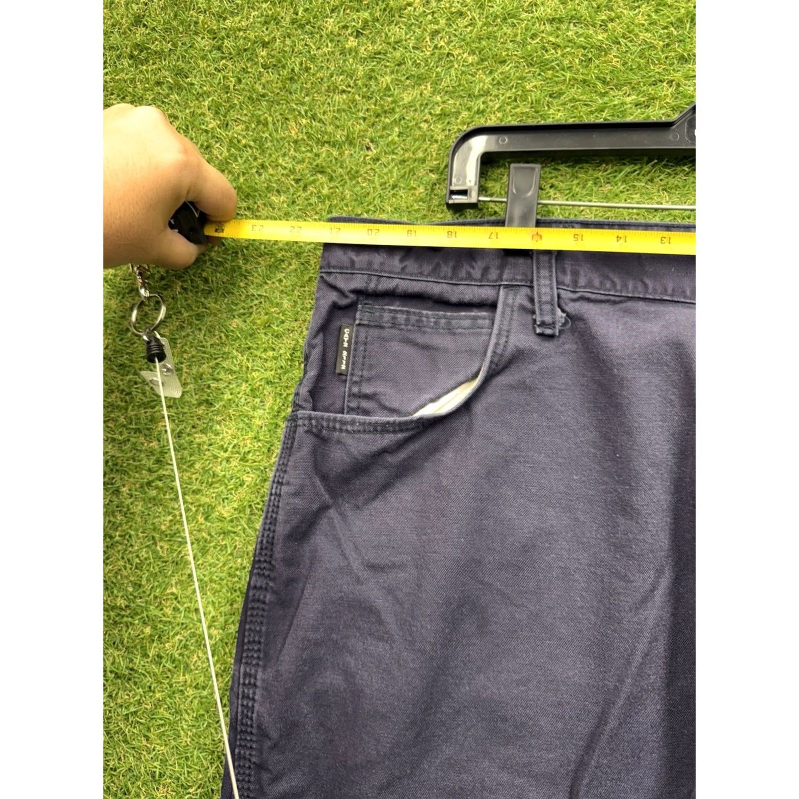 Vintage Bulwark Mens FR Pants 40 x 28 Navy Blue Cargo Flame-Resistant Workwear Pants Size US 40 / EU 56 - 4 Thumbnail