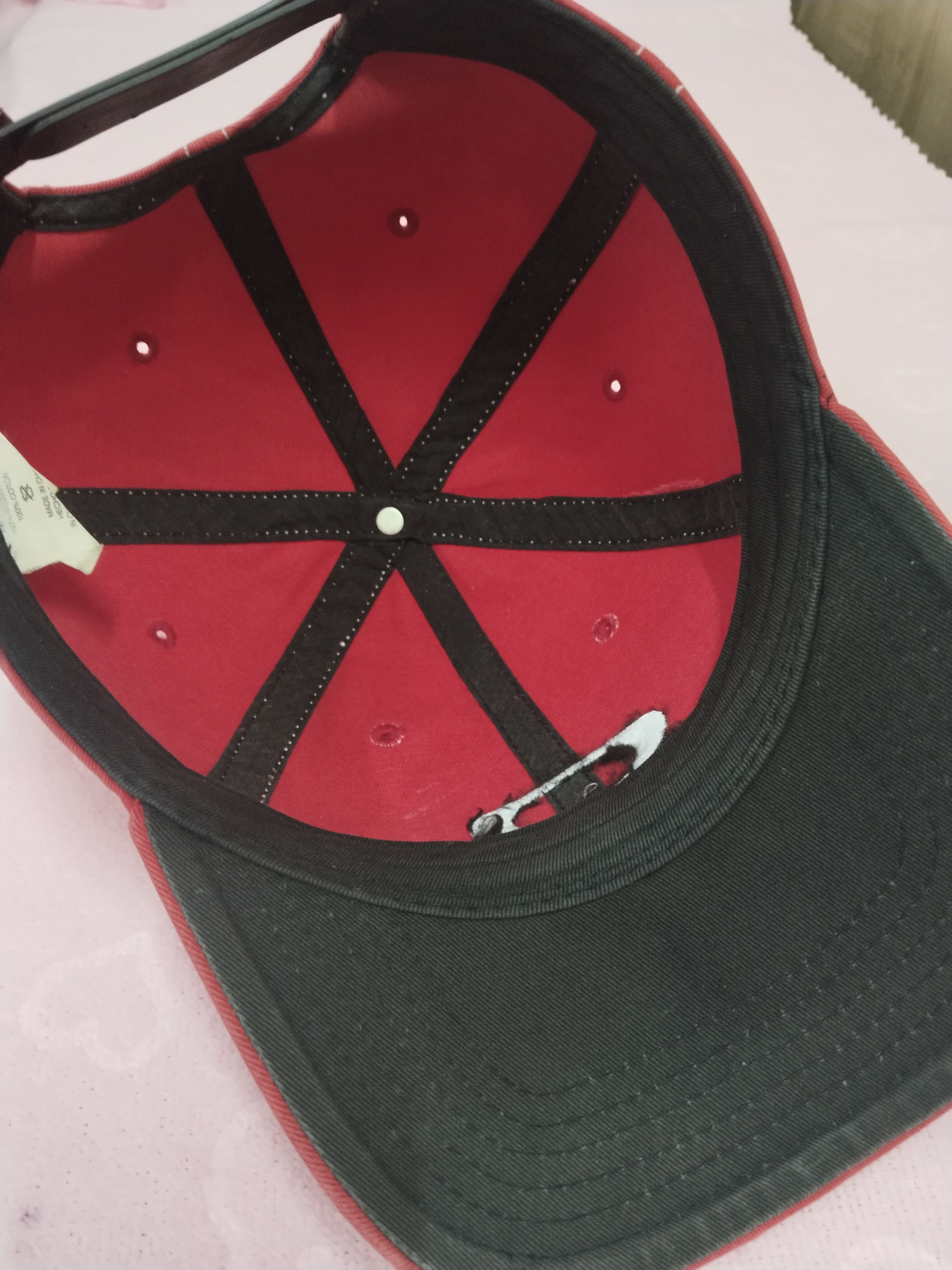Oakley × Vintage VINTAGE SUN FADED OAKLEY RED POLO CAP Size ONE SIZE - 6 Thumbnail