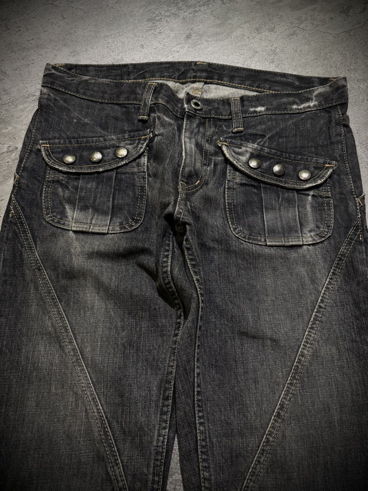 Hysteric Glamour HYSTERIC GLAMOUR FADDING JEANS Size US 32 / EU 48 - 8 Thumbnail