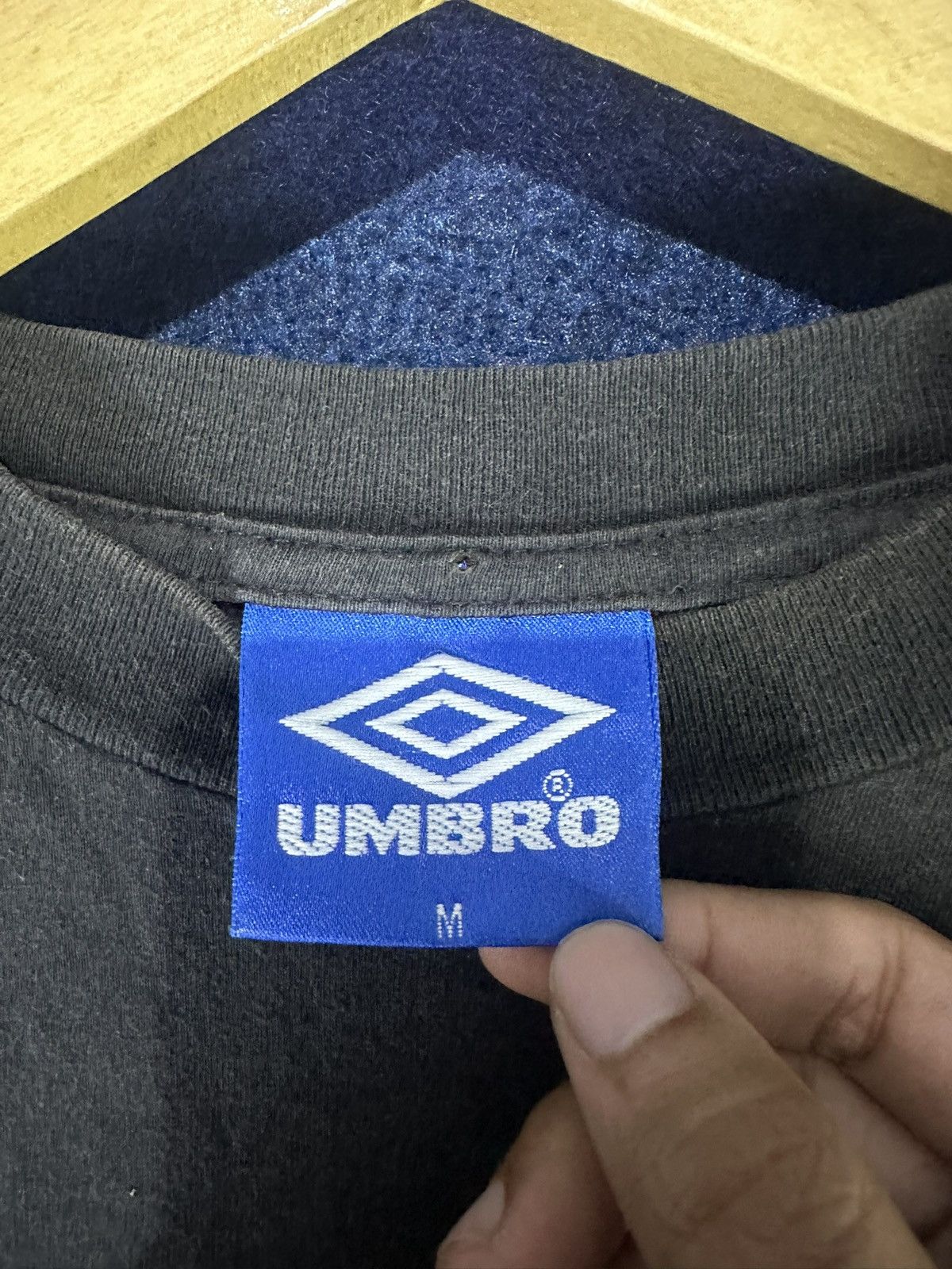 Palace × Umbro Vintage Umbro Uefa Euro 96 England Sunfaded Tshirt Size US M / EU 48-50 / 2 - 10 Thumbnail