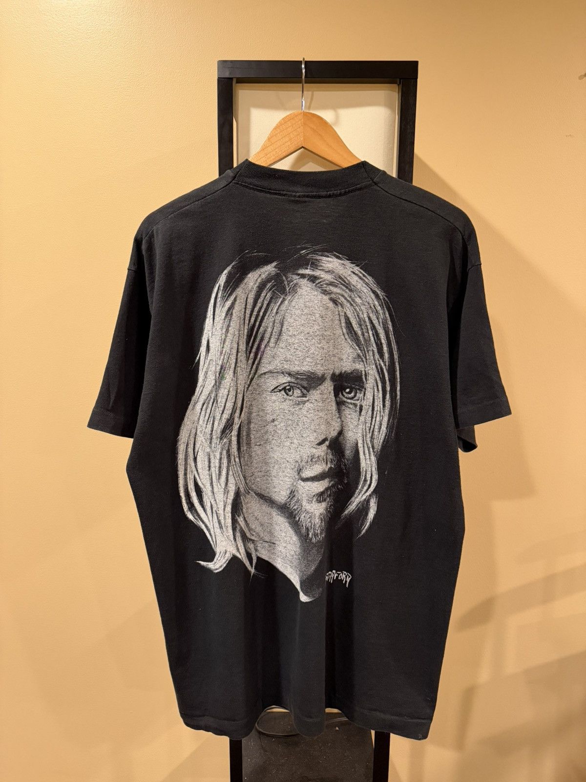 Vintage Vintage Kurt Cobain Nirvana Memorial Big Face / Patches Tee Size US XL / EU 56 / 4 - 16 Thumbnail