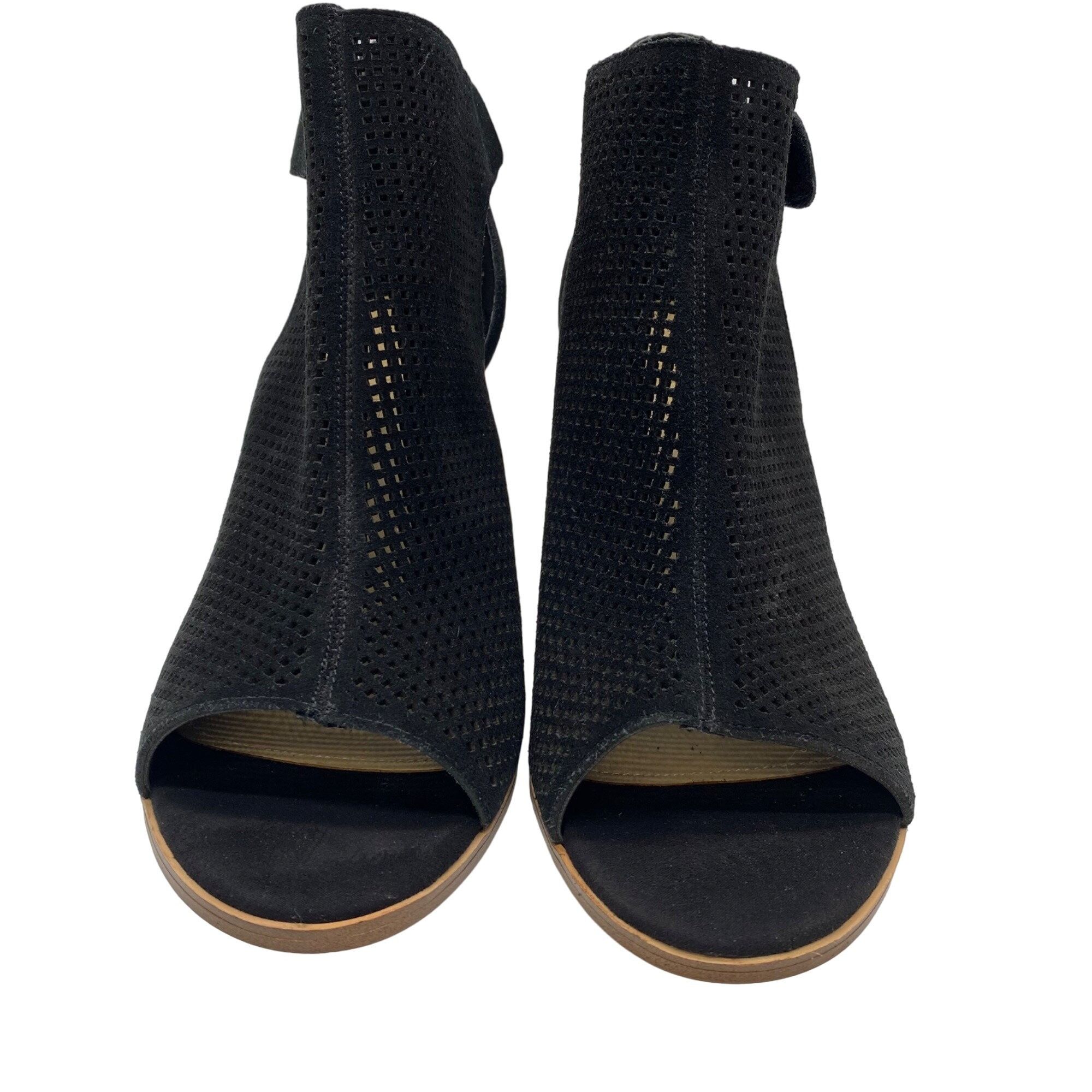 Marc Fisher Marc Fisher Black Deztin Suede Perforated Peep toe Heel Ankl Size US 9.5 / IT 39.5 - 4 Thumbnail