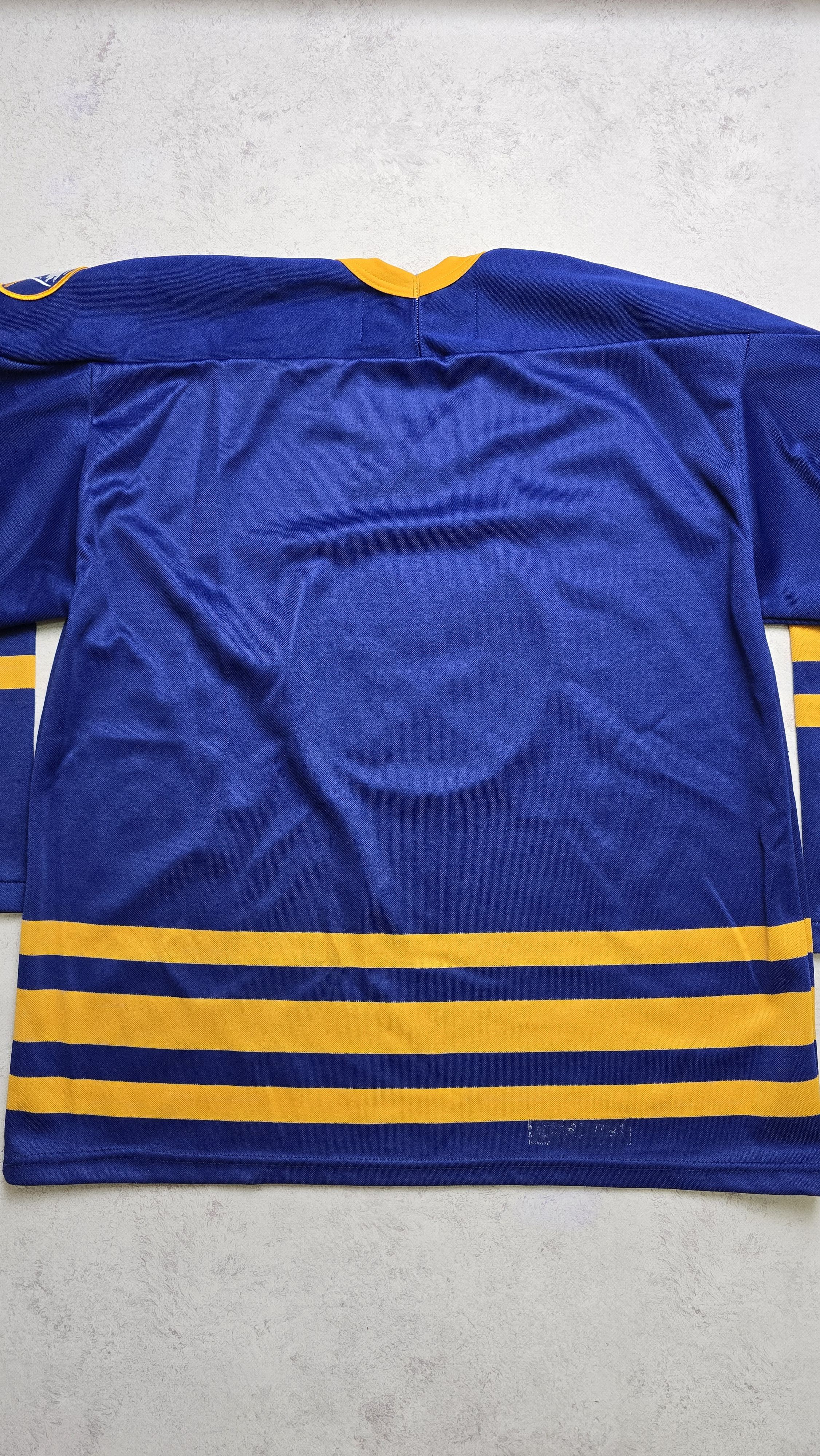 Ccm Vintage 90s NHL Buffalo Sabres CCM Blue Jersey Retro Logo Size US L / EU 52-54 / 3 - 7 Thumbnail
