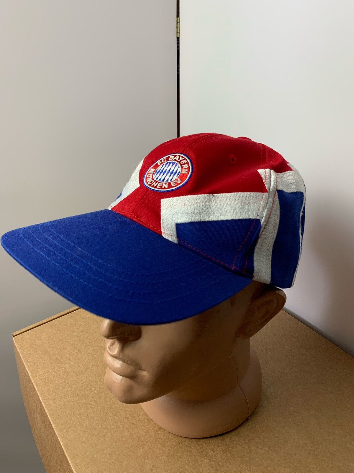 Adidas × Vintage Bayern Munich adidas vintage soccer cap Size ONE SIZE - 2 Thumbnail