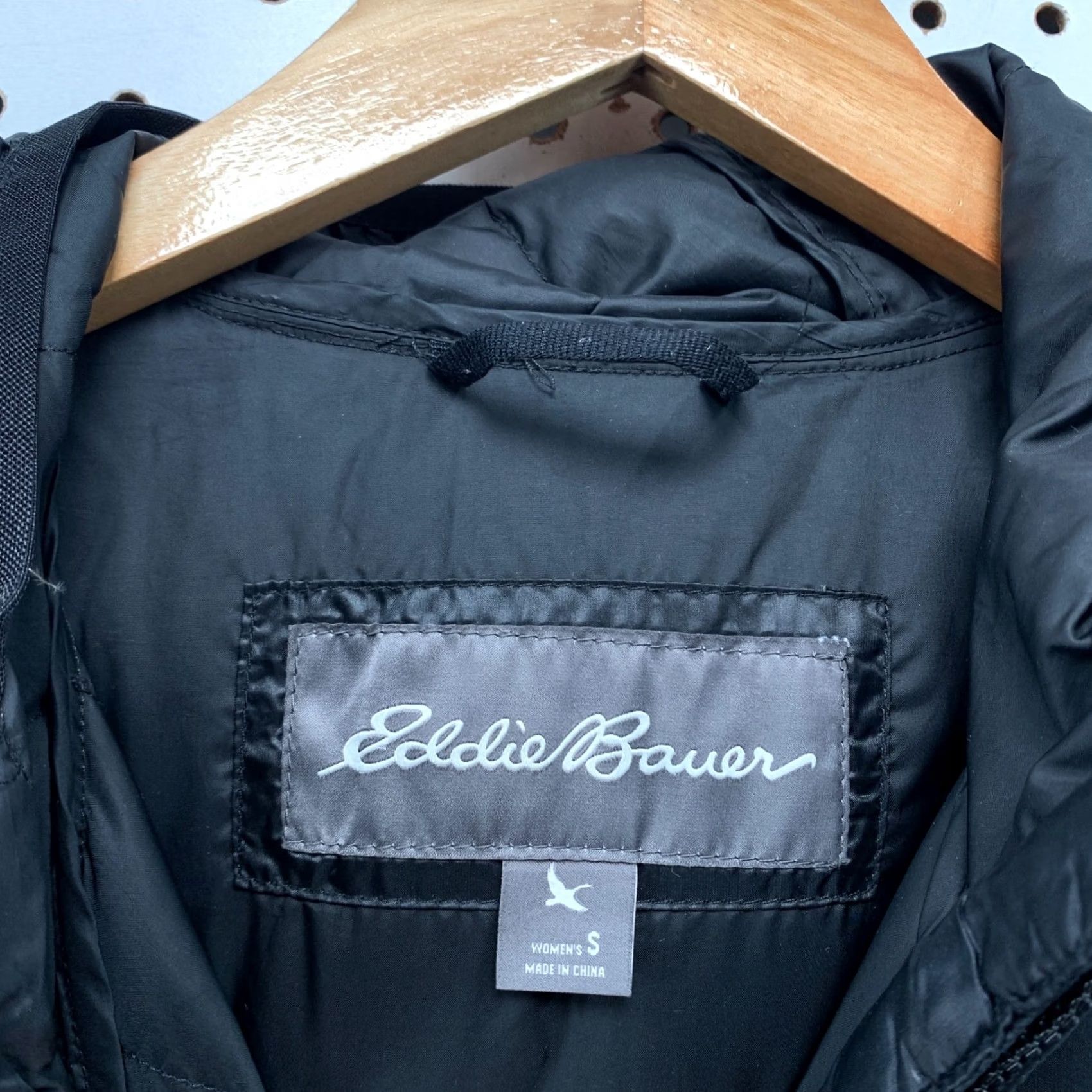 Eddie Bauer Eddie Bauer Down Quilted Coat Womens Small Black Long Lightweight Quilted Winter Fall Size S / US 4 / IT 40 - 3 Thumbnail
