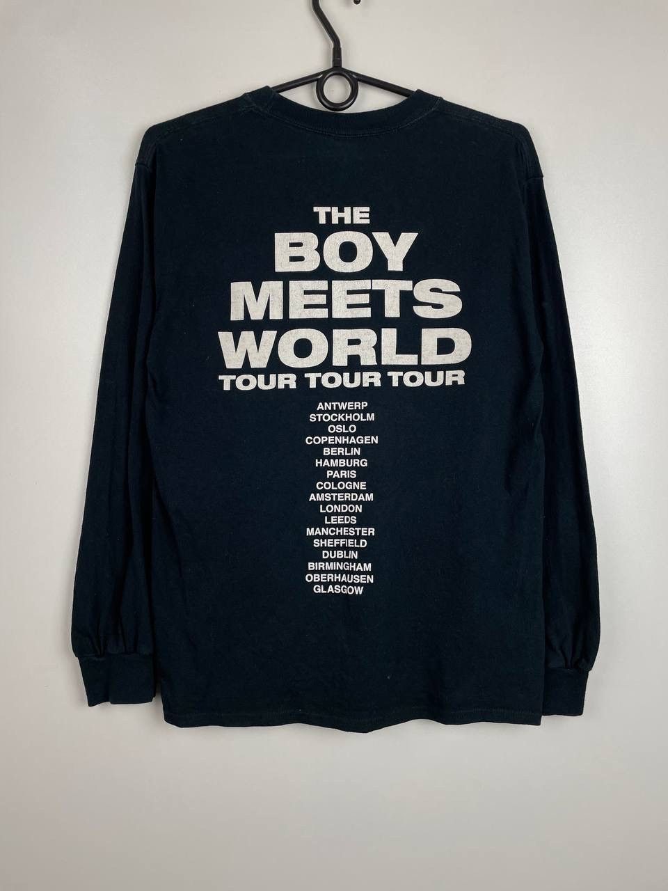 Vintage Drake The Boy Meets World Tour vintage Long sleeve size S Size US S / EU 44-46 / 1 - 3 Thumbnail