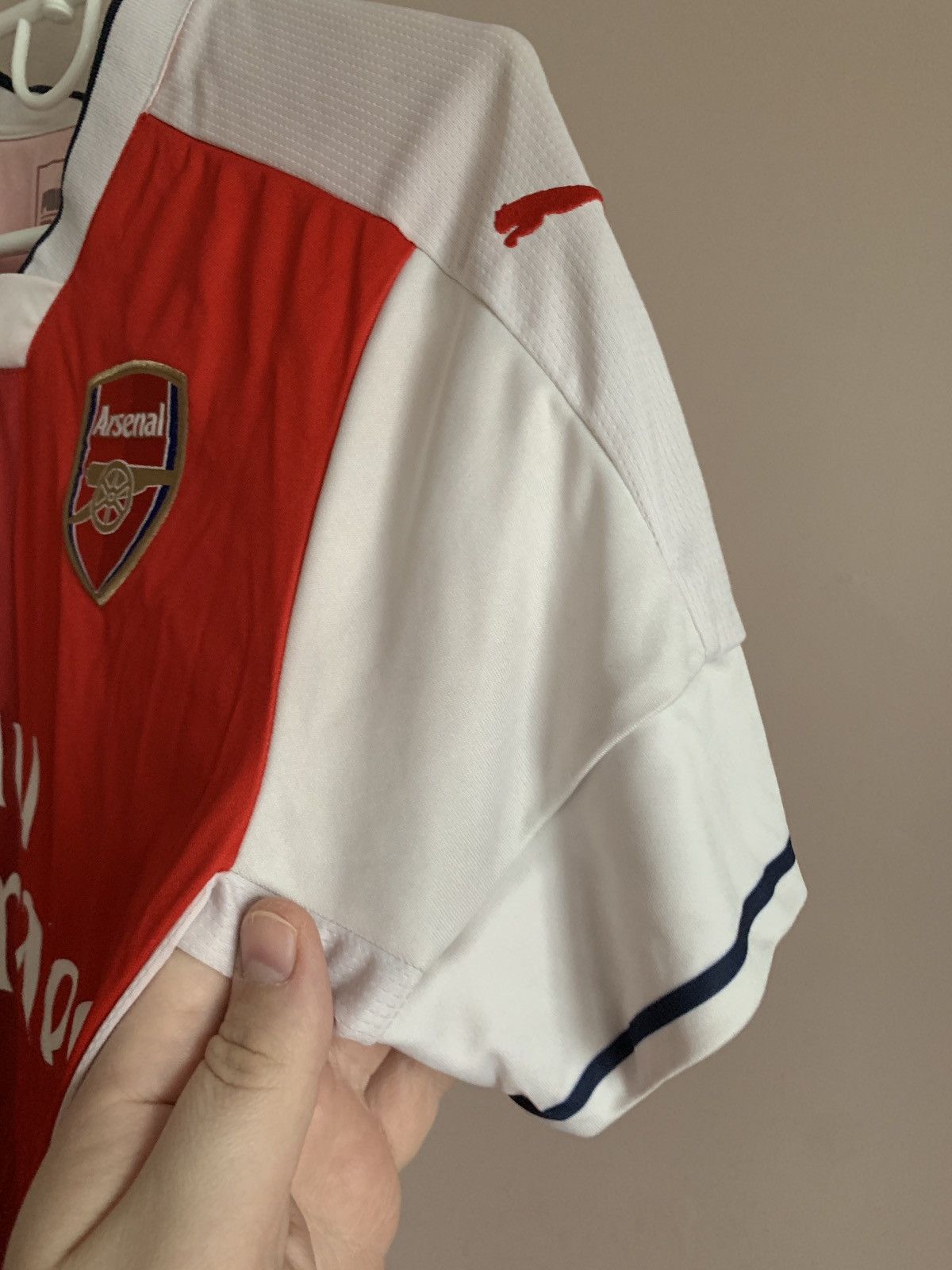 Puma Arsenal London 2016 2017 home puma soccer jersey Size US S / EU 44-46 / 1 - 7 Thumbnail