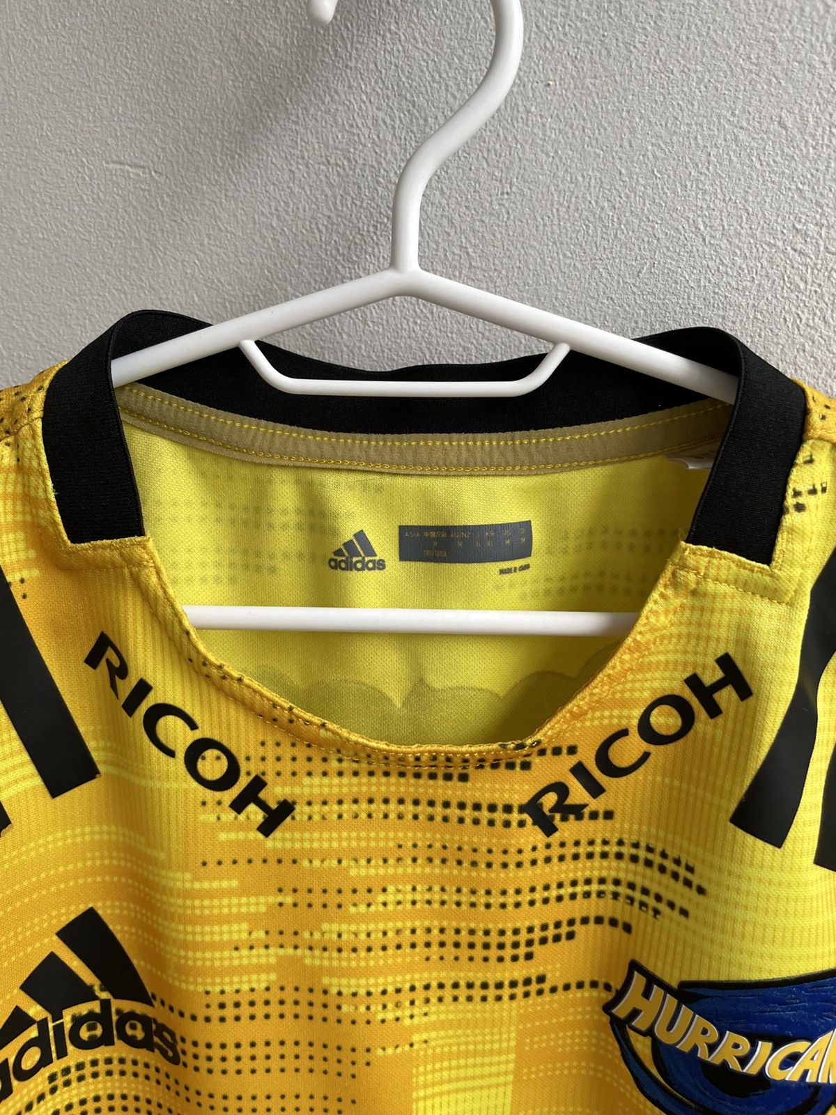 Adidas Hurricanes Rugby 2019 2020 Jersey New Zealand Rugby Shirt Size US M / EU 48-50 / 2 - 11 Thumbnail