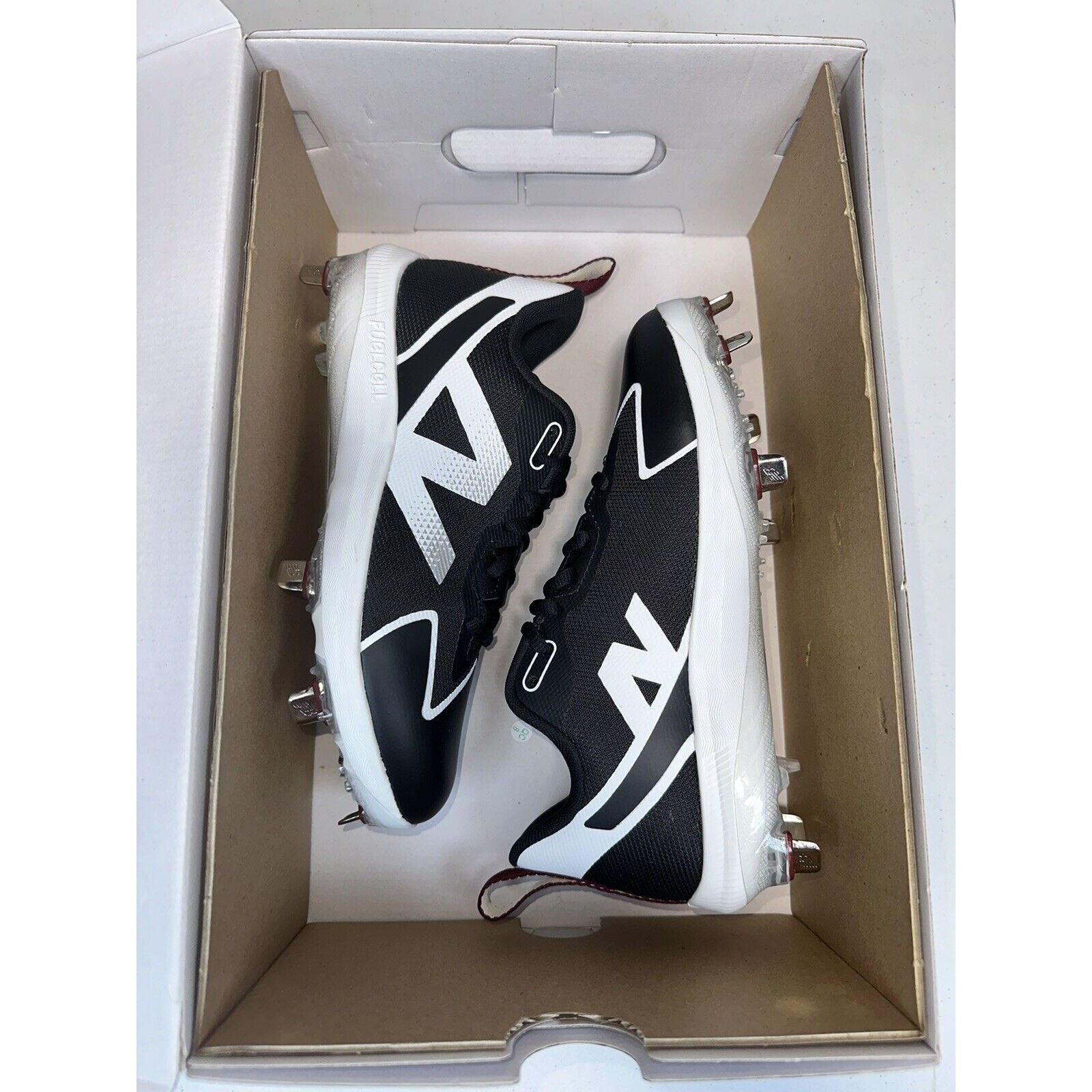 New Balance New Balance Women's FuelCell Romero Softball SMROMBK2 Size 6 Size US 6 / IT 36 - 6 Thumbnail