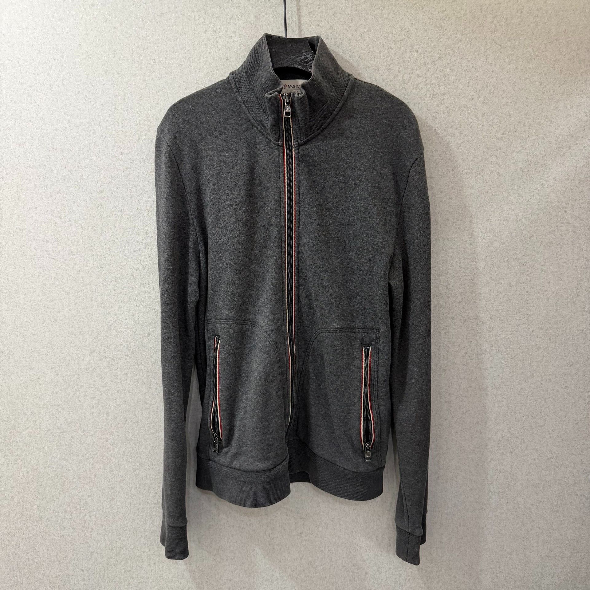 Moncler Moncler Jacket L Women Size L / US 10 / IT 46 - 1 Thumbnail