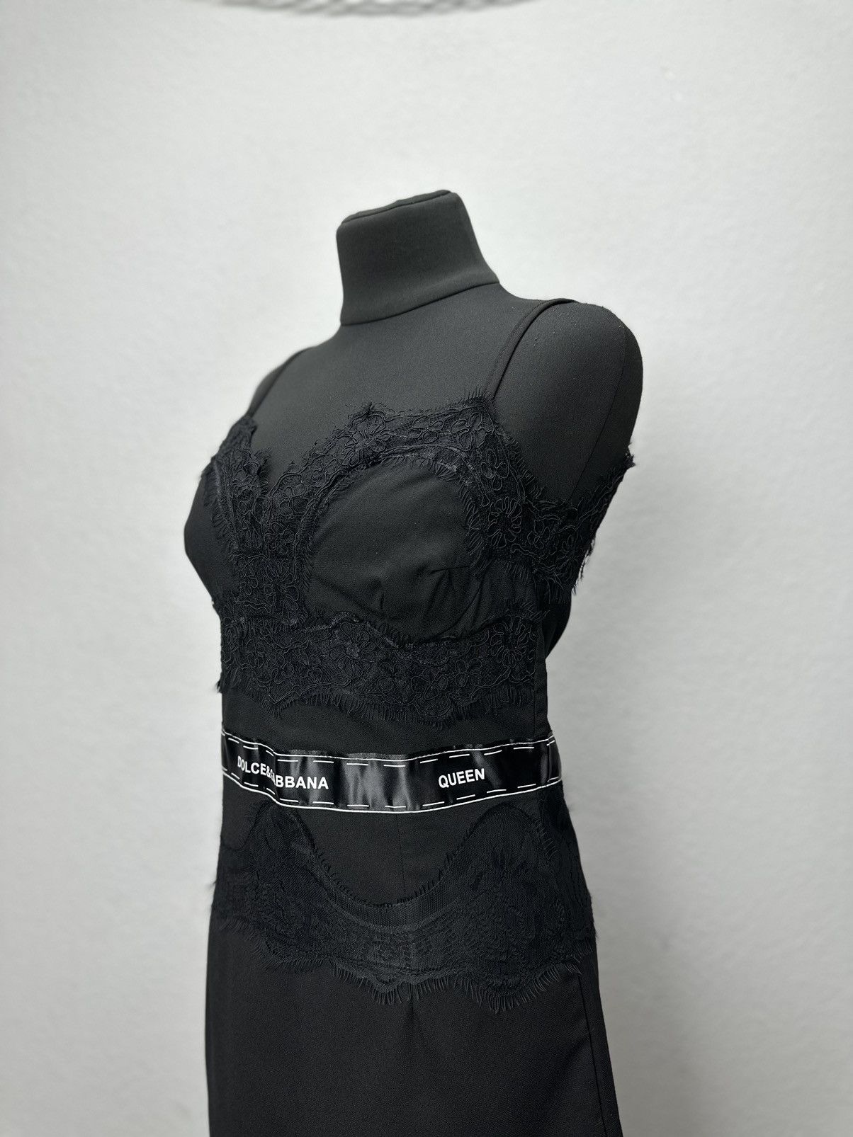 Dolce & Gabbana Queen Dolce & Gabbana Black Dress Classic Elegant Luxury Size S / US 4 / IT 40 - 5 Thumbnail