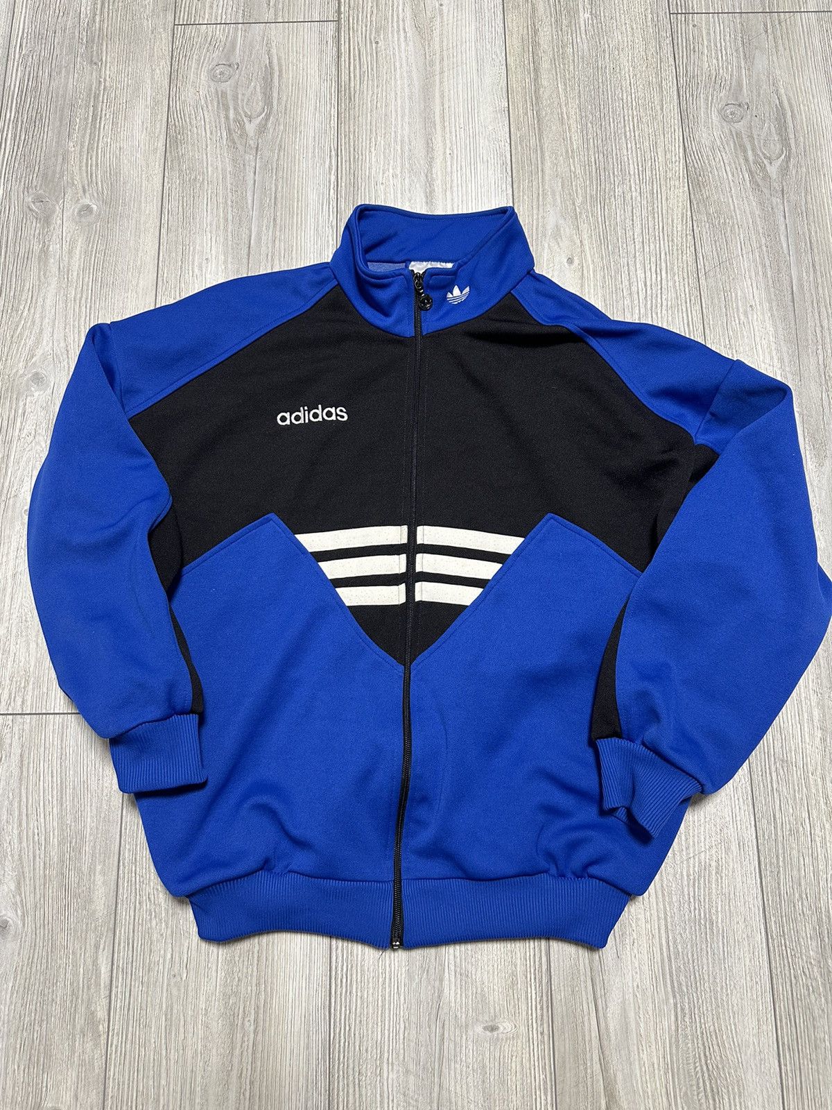 Adidas Vintage Adidas Track Sport Jacket Men Full Zip Retro Y2K Size US M / EU 48-50 / 2 - 1 Thumbnail