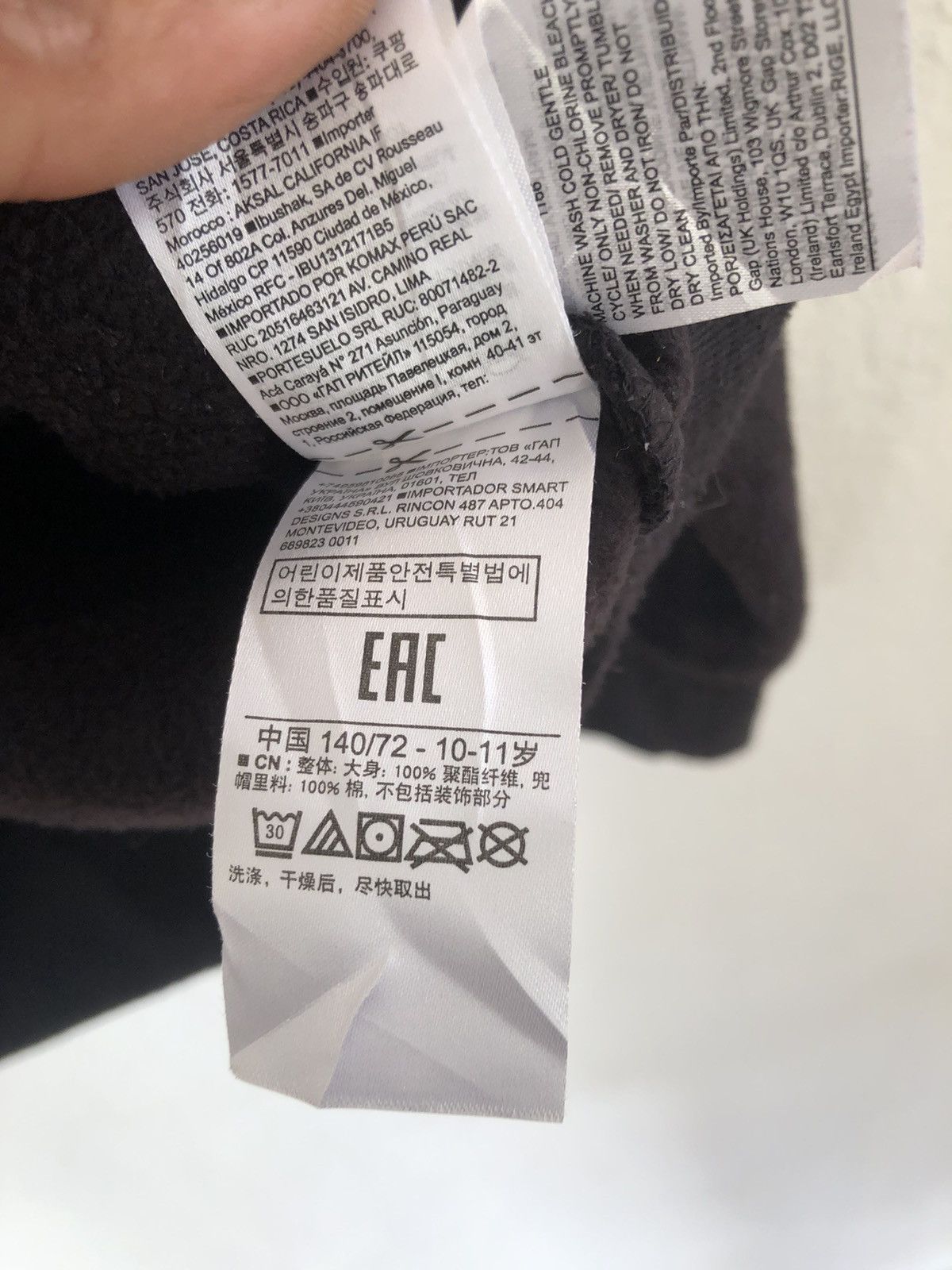 Gap × Japanese Brand Vintage Y2K Gap kids Super black Hoodie Size US S / EU 44-46 / 1 - 8 Thumbnail
