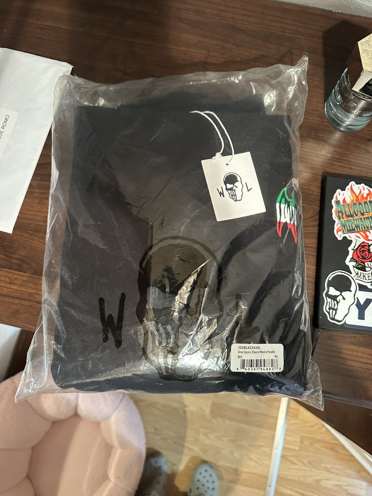 Warren Lotas Warren Lotas ONCE UPON A TIME IN MEXICO HOODIE Size XL Size US XL / EU 56 / 4 - 5 Thumbnail