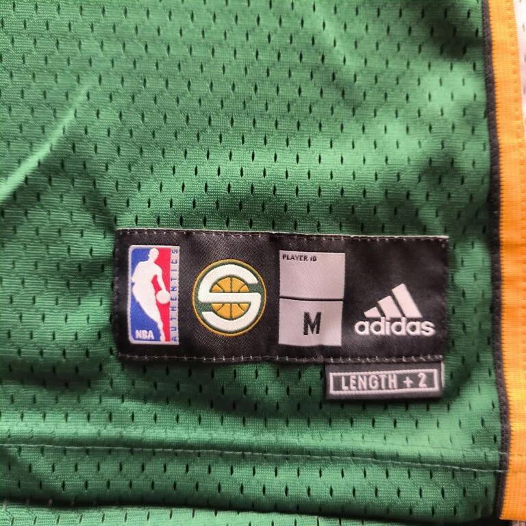 Adidas NEW Seattle Super Sonics Kevin Durant NBA jersey size M Size US M / EU 48-50 / 2 - 3 Thumbnail