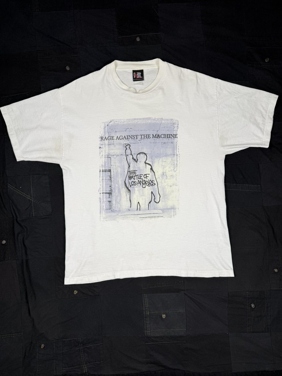 Band Tees × Vintage Rage Against the Machine “The Battle of Los Angeles” Tee Size US XL / EU 56 / 4 - 1 Thumbnail