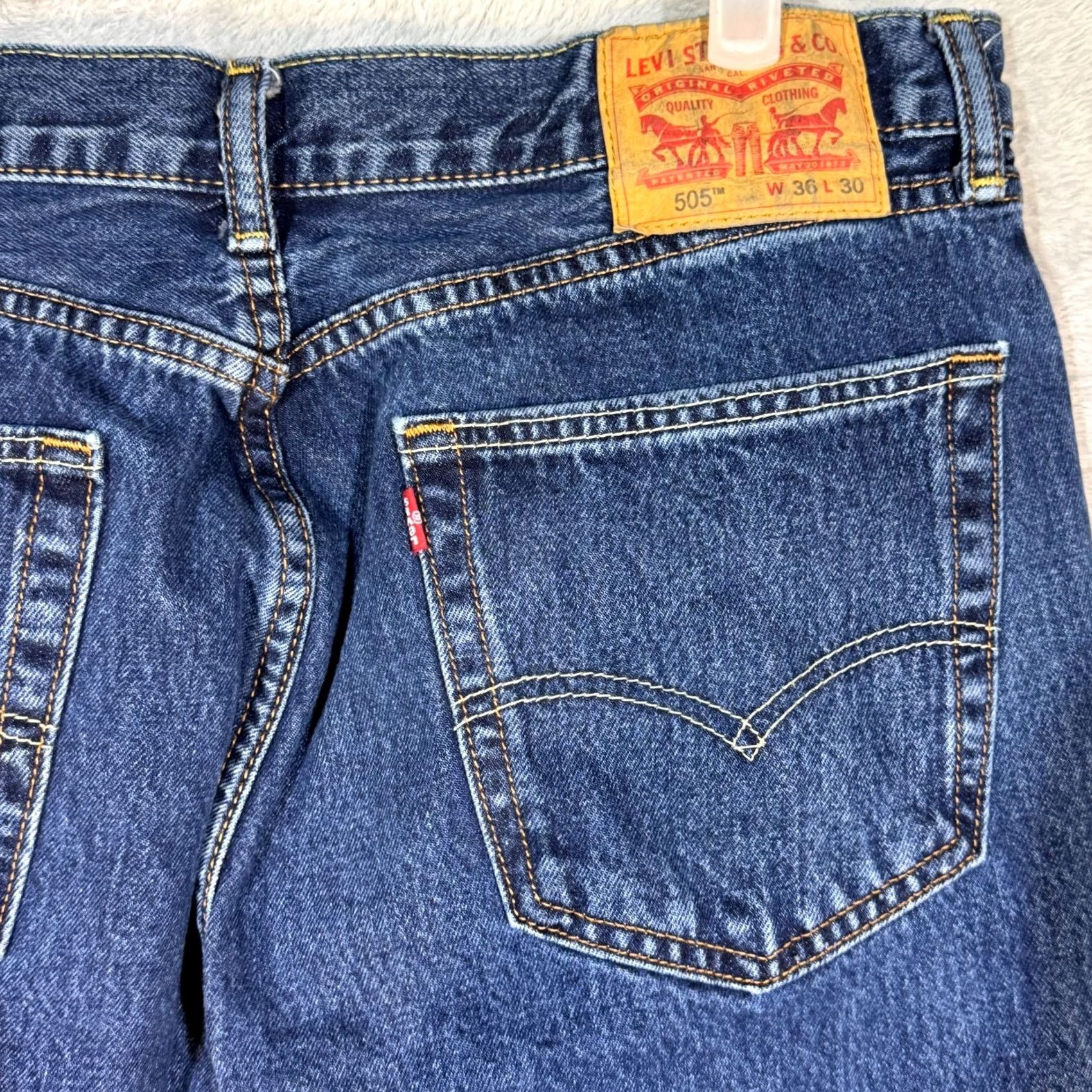 Levi's Levi’s 505 Jeans Straight Leg Blue Denim Stretch Mid-Rise 36 x 30 Men’s Size US 36 / EU 52 - 7 Thumbnail