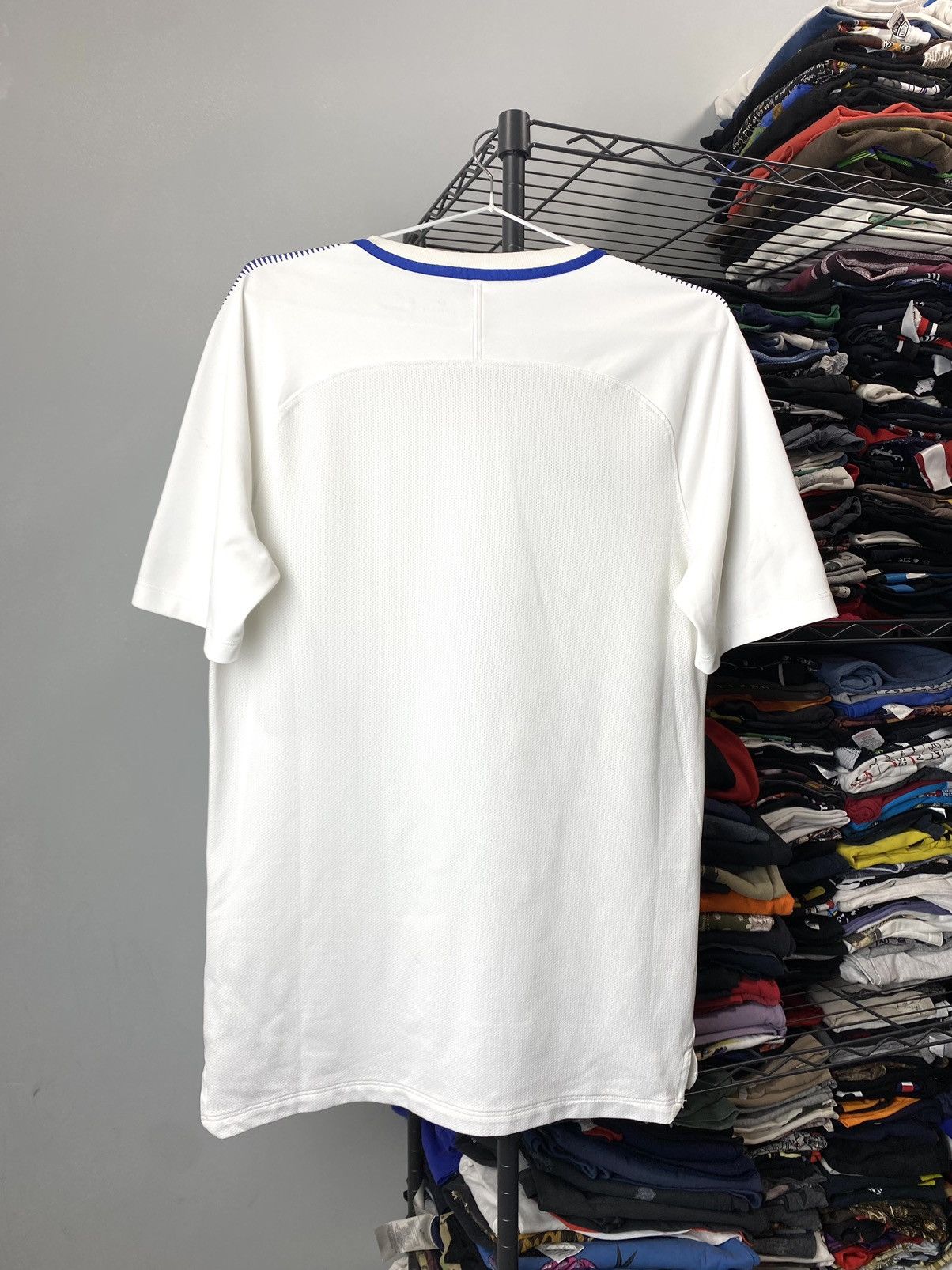 Nike Nike Chelsea Soccer Jersey T Shirt Carabao Homme Size US M / EU 48-50 / 2 - 2 Thumbnail