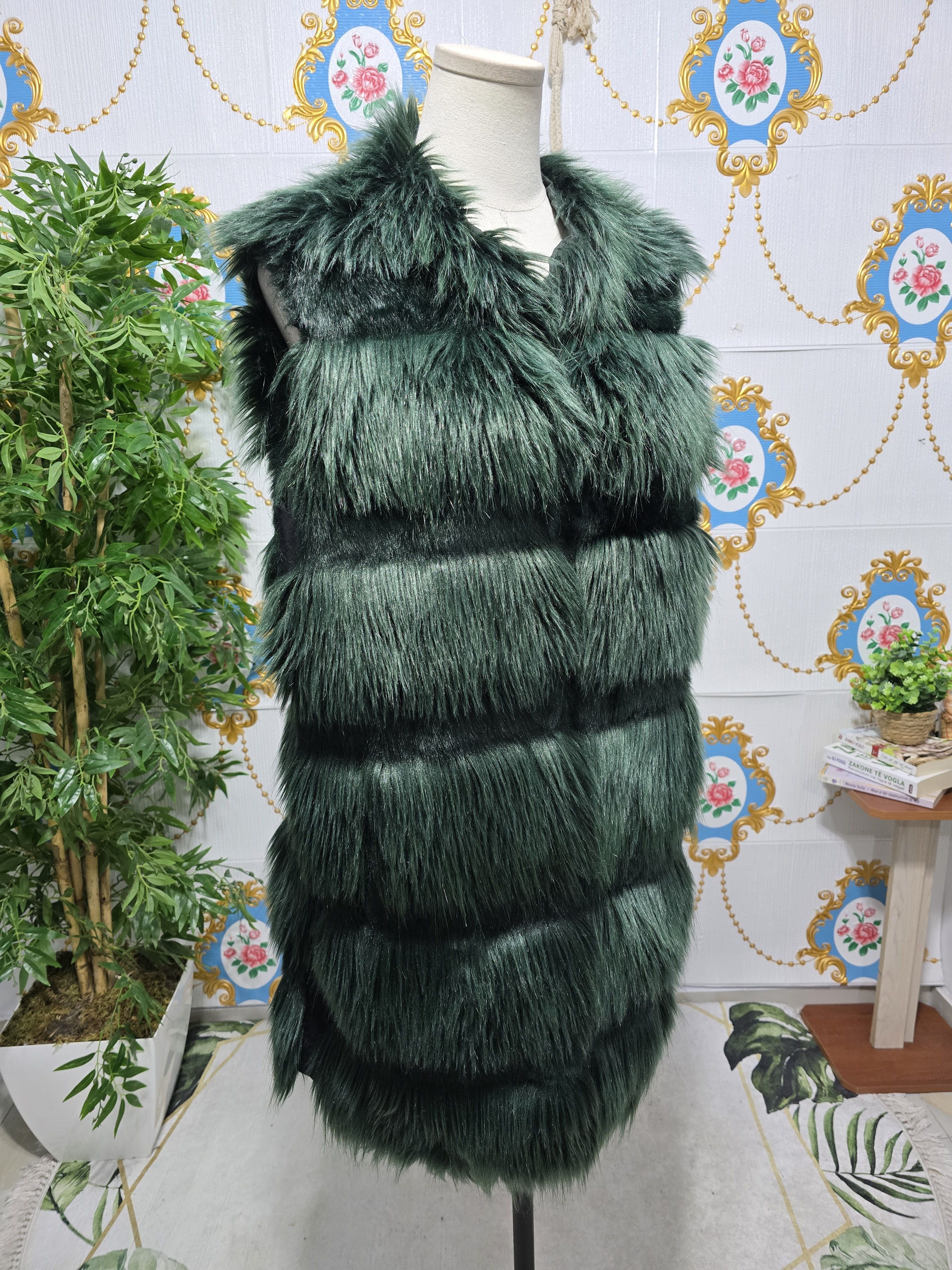 Liu Jo LIU JO beautiful green FUR for women size MEDIUM Size M / US 6-8 / IT 42-44 - 5 Thumbnail