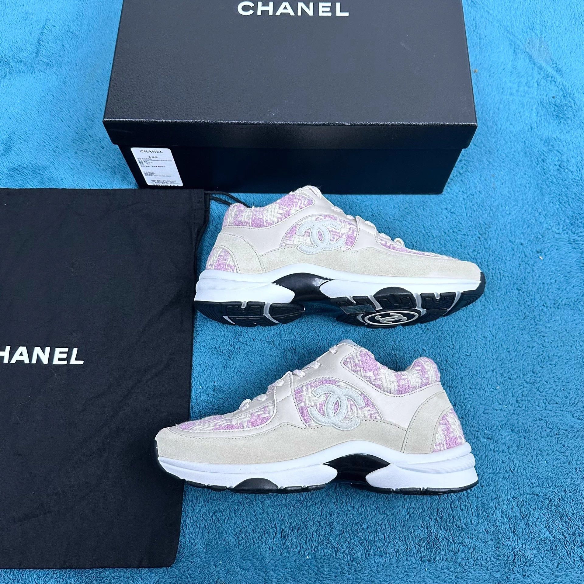 Chanel Chanel tweed low-top sneakers blush beige size 36 Size US 5 / IT 35 - 2 Thumbnail