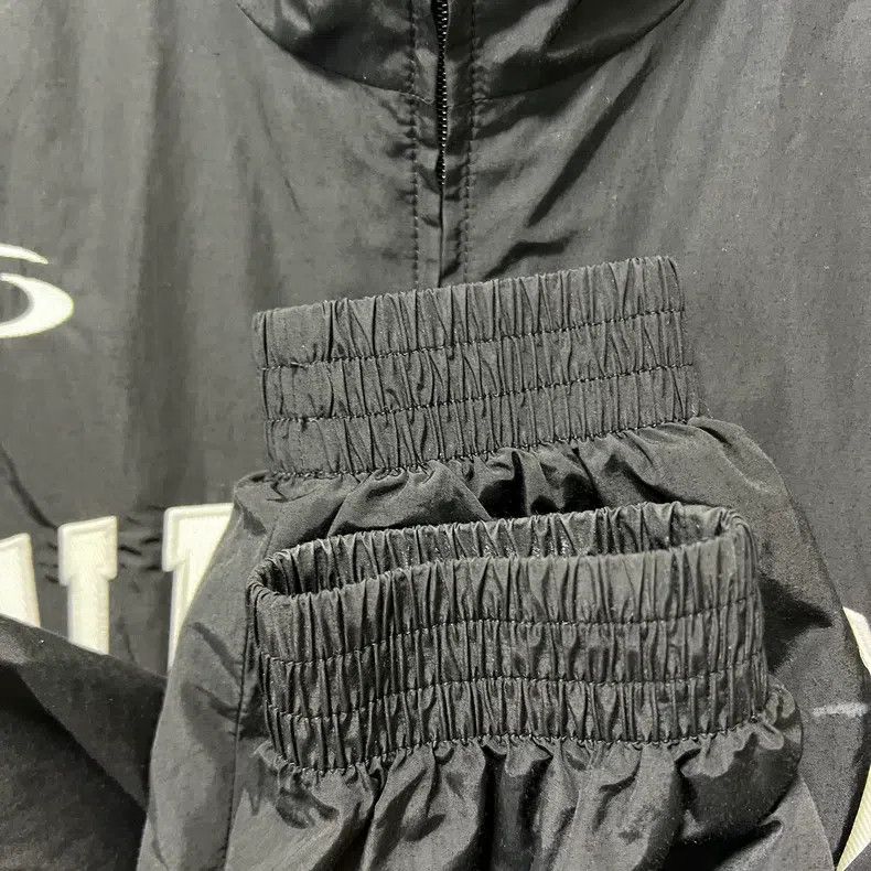 Balenciaga Balenciaga Letter Printed Zip-Up Long Sleeve Jacket Size US M / EU 48-50 / 2 - 6 Thumbnail