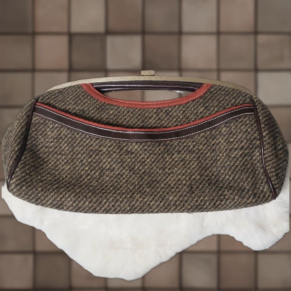 Apt. 9 Apt. 9 Large Tweed Clutch with Chain Strap - Clutch - Women - Large - Brown - Silver - Tweed - Chain Strap - American - Apt. 9 Size ONE SIZE - 1 Thumbnail