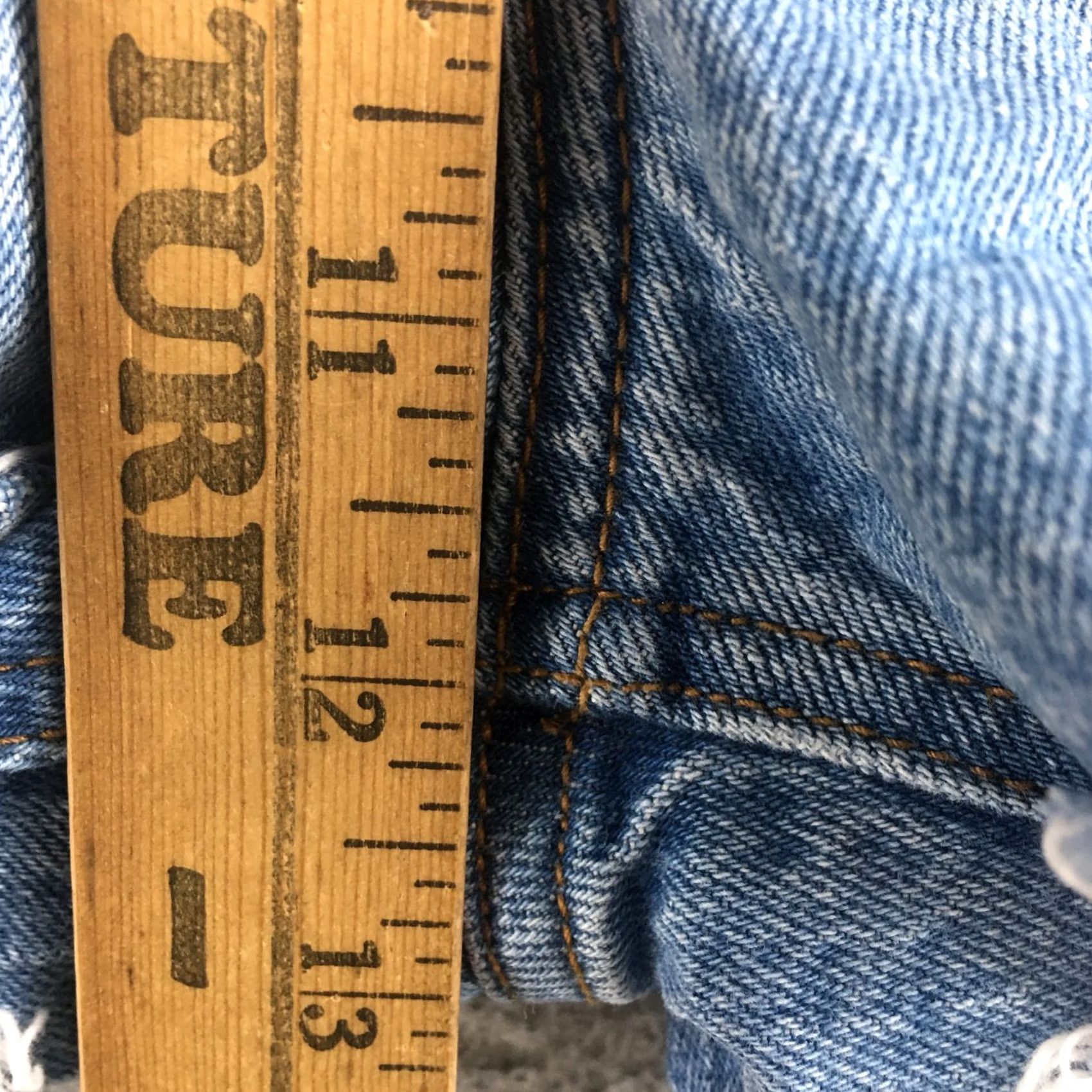 Abercrombie & Fitch Abercrombie & Fitch Mom Short Womens 26/2 Blue Denim Cotton Blend High Rise Distressed Zip Fly Denim Casual Womens Size 26" / US 2 / IT 38 - 5 Thumbnail