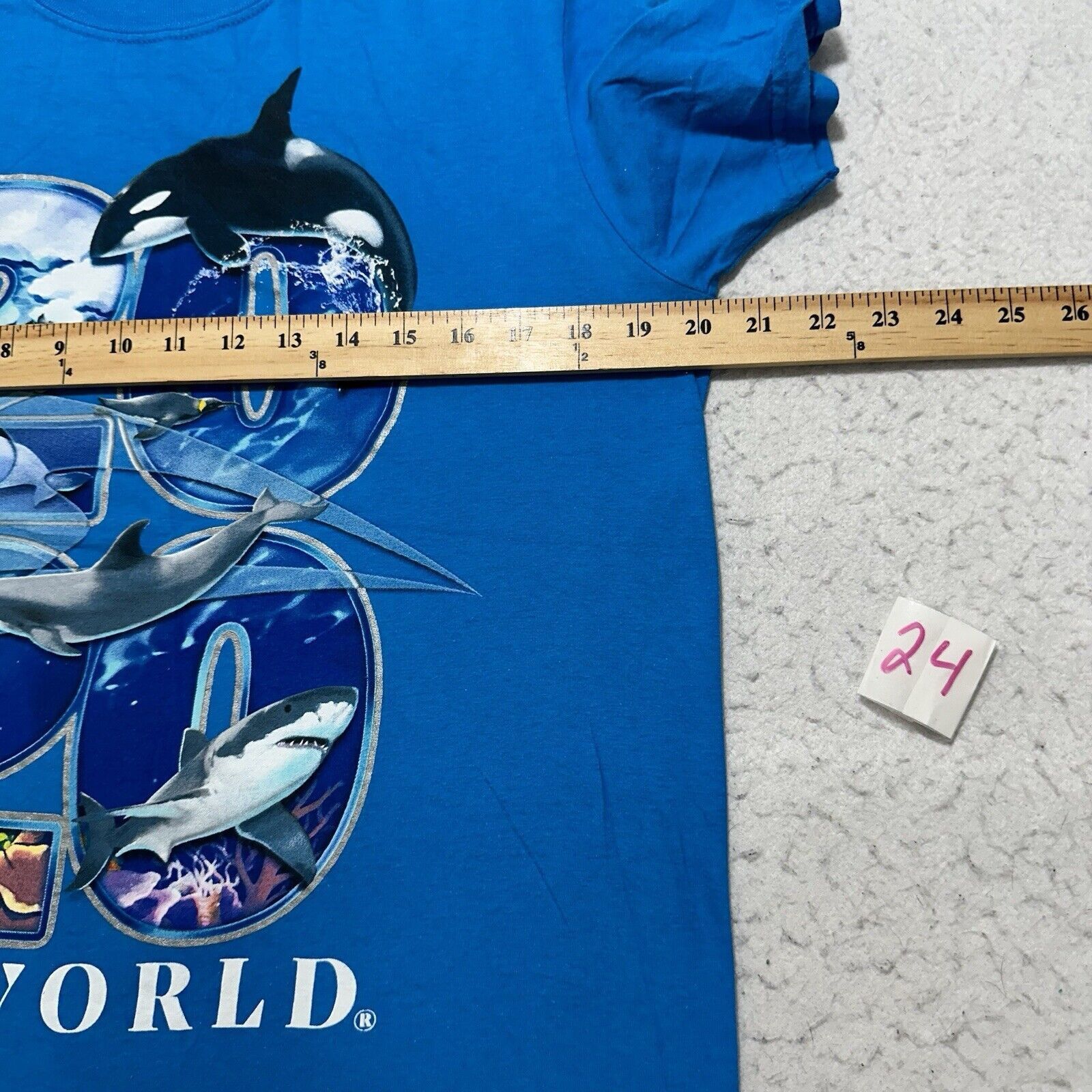 Other SeaWorld 2020 Medium Blue Animal Graphic T Shirt Crewneck Size US M / EU 48-50 / 2 - 8 Thumbnail