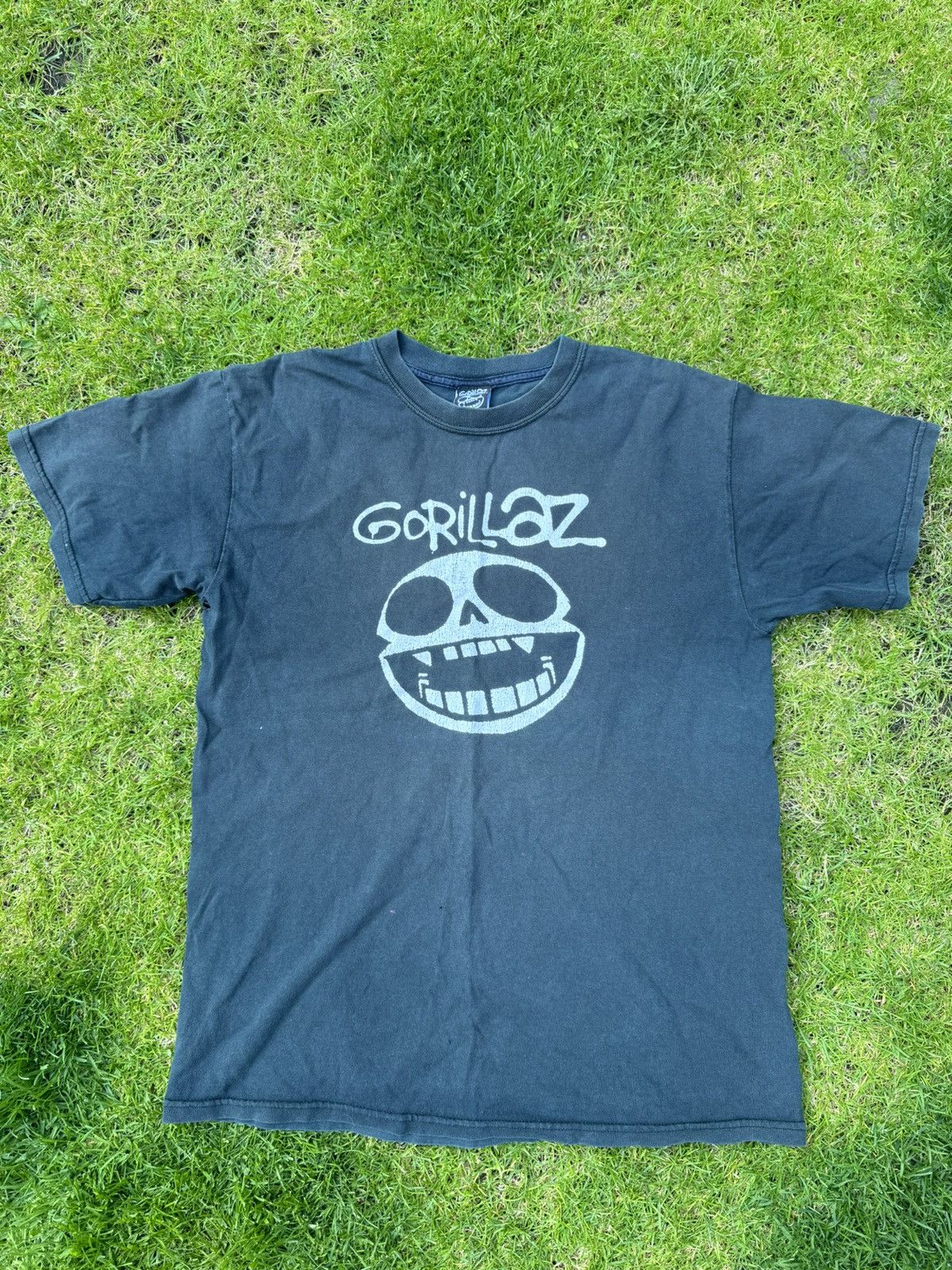 Gildan Gorillaz Tie-Dye Pattern Band T-Shirt (Men's Size L) cotton black type Vintage Second Hand