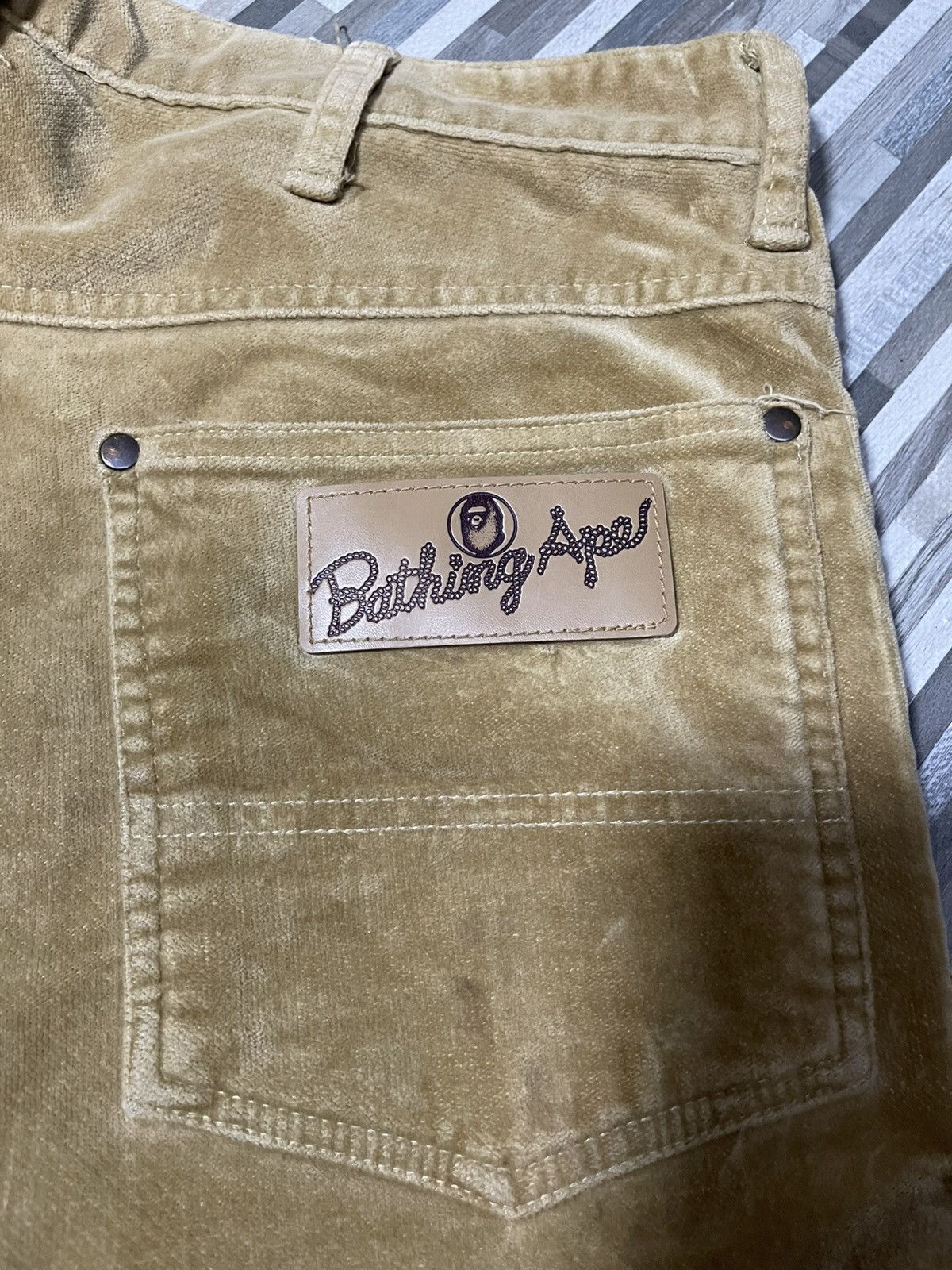 Bape Vintage Bape Velour Trousers Pants Size US 32 / EU 48 - 3 Thumbnail