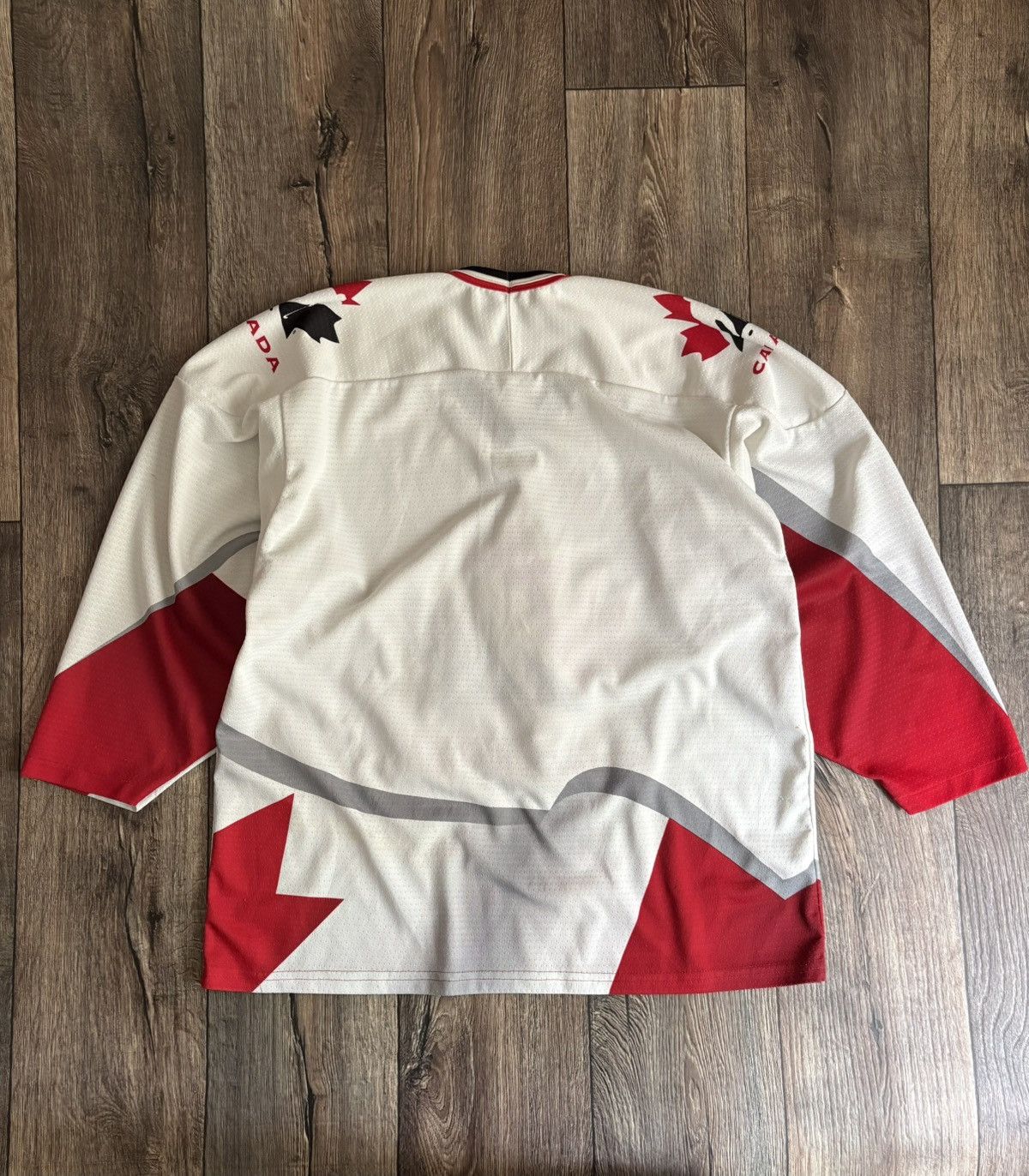Other Vintage Team Canada Ice Hockey Bauer National Team Jersey Size US L / EU 52-54 / 3 - 12 Thumbnail