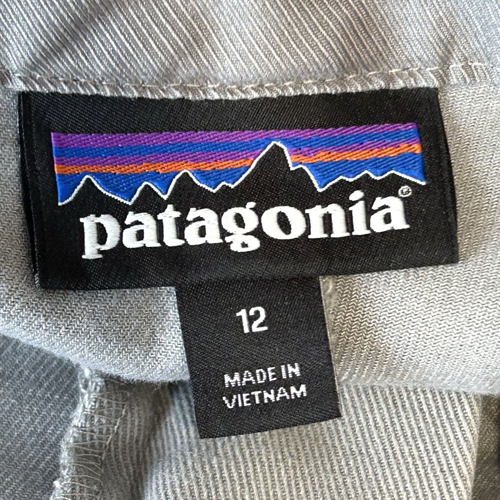 Patagonia Patagonia Rock Pants Gray Women’s 12 Chino Athletic Tapered Inseam 28.5 in Front Flat Rise 9.5 Zip Button Casual Travel Workwear Logo Size 34" / US 12 / IT 48 - 4 Thumbnail