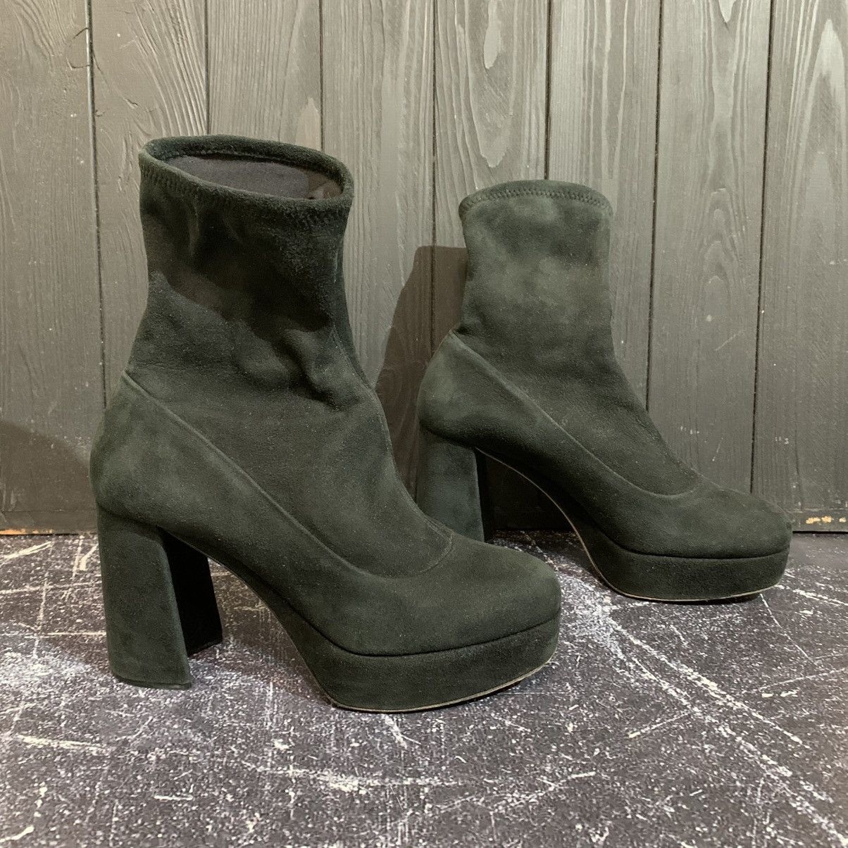 Miu Miu Miu Miu Women’s Black Suede Heels Size 39 Size US 9 / IT 39 - 2 Thumbnail