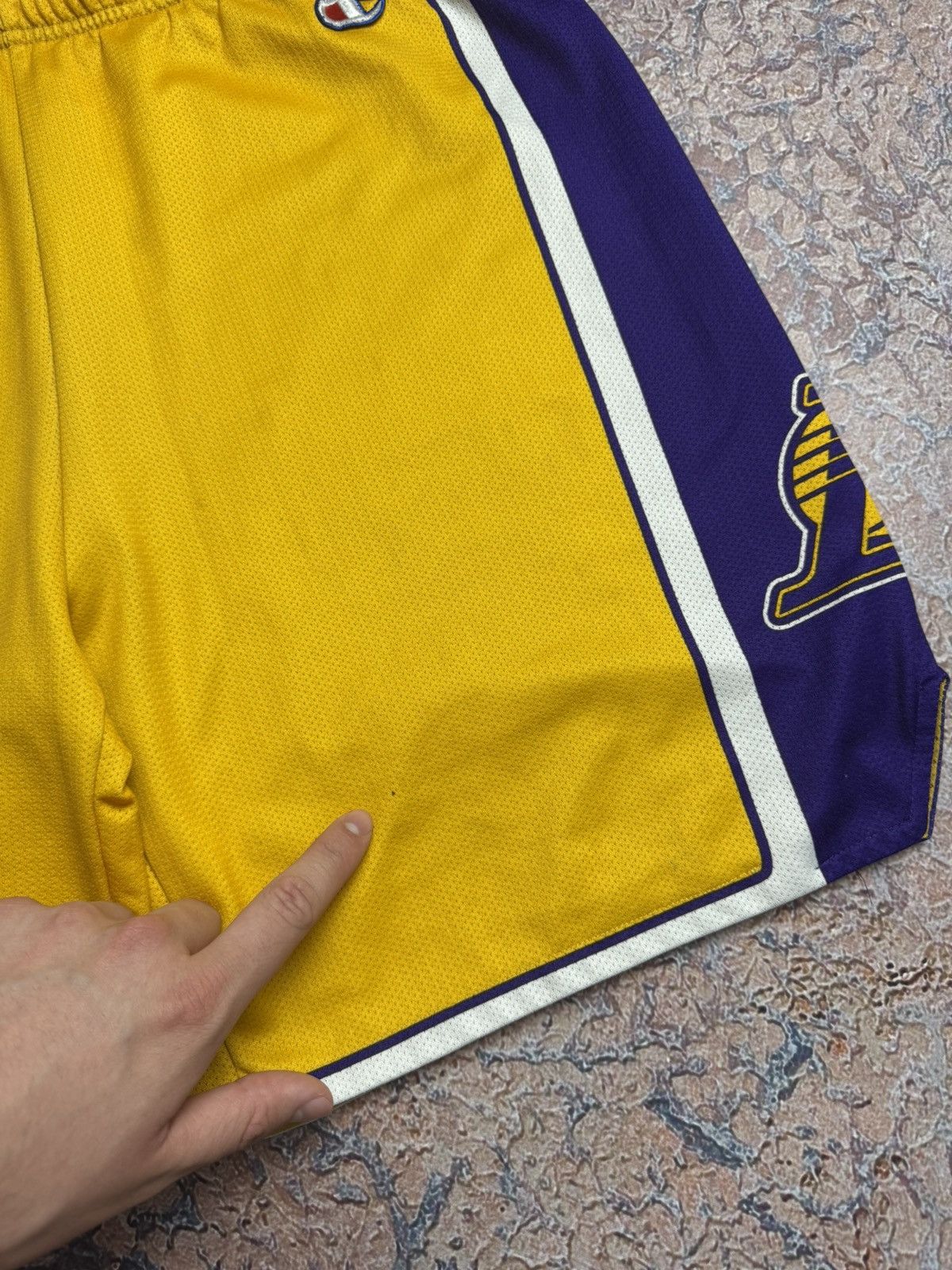 Champion LA Lakers Champion shorts M Size US 32 / EU 48 - 5 Thumbnail