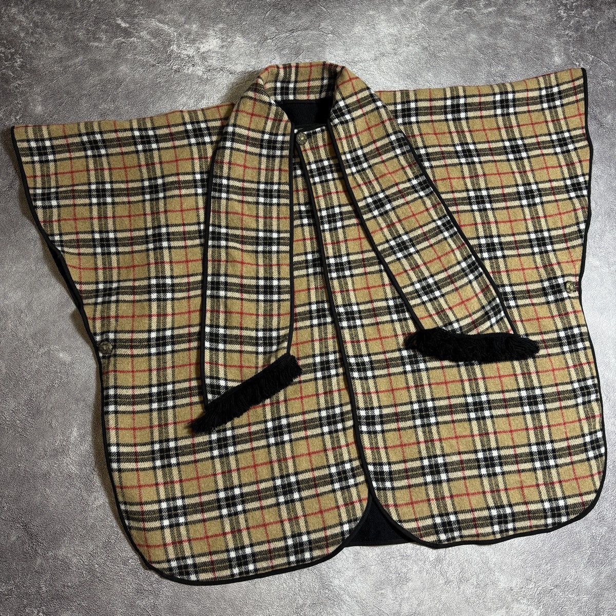 Burberry Burberry’s Reversible Wool Poncho Nova Check Black Size ONE SIZE - 12 Thumbnail