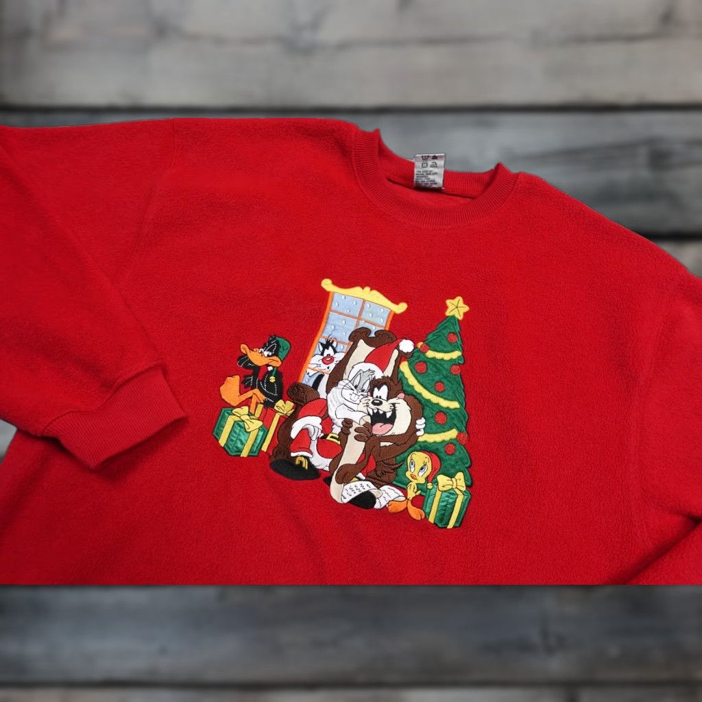 Vintage VINTAGE Looney Tunes Sweatshirt Mens Large Red Fleece Christmas Bugs Bunny 90s Size US L / EU 52-54 / 3 - 1 Thumbnail