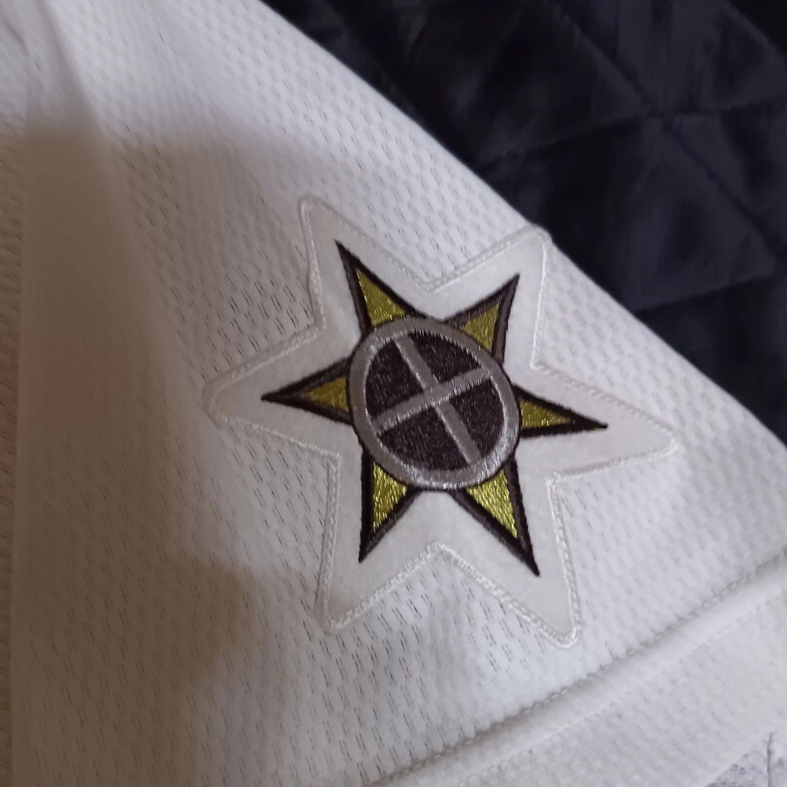 Mizuno Kagoshima Fisheries High School 鹿児島水産高校 Koshien Baseball Size US L / EU 52-54 / 3 - 3 Thumbnail