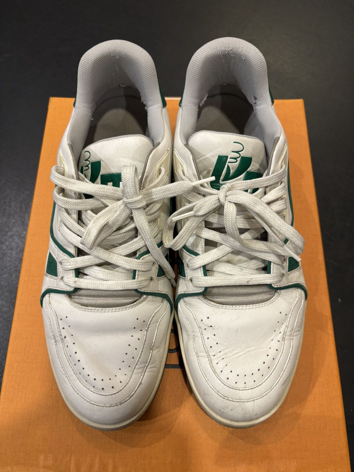 Louis Vuitton Louis Vuitton Trainer White Green Size US 8.5 / EU 41-42 - 4 Thumbnail
