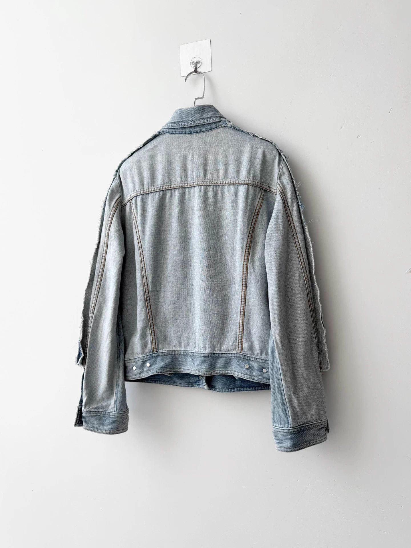 MM6 MM6 S/S17 Deconstructed Distressed Light Blue Jacket Size S / US 4 / IT 40 - 4 Thumbnail