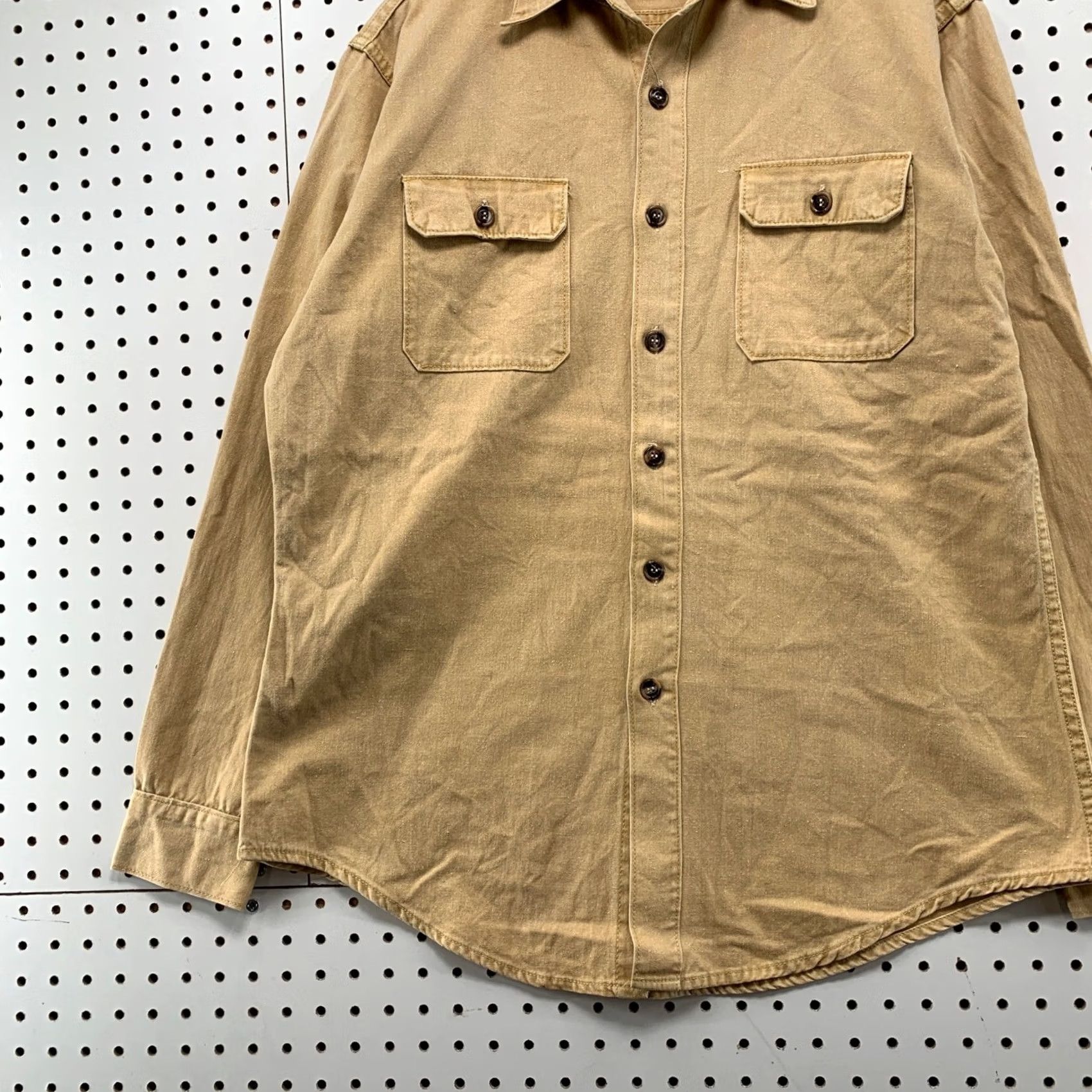 Patagonia VINTAGE Patagonia Button Shirt Mens M Beige Cotton Canvas USA Size US M / EU 48-50 / 2 - 5 Thumbnail