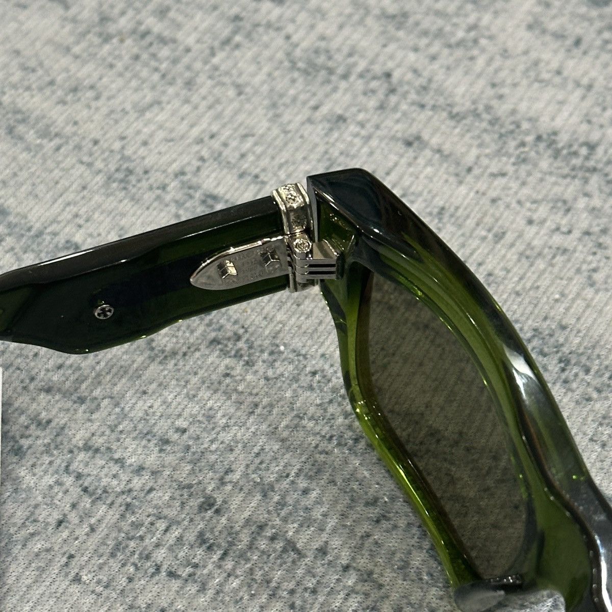 Chrome Hearts CHROME HEARTS GIRTH QUAKE SUNGLASSES Size ONE SIZE - 7 Thumbnail