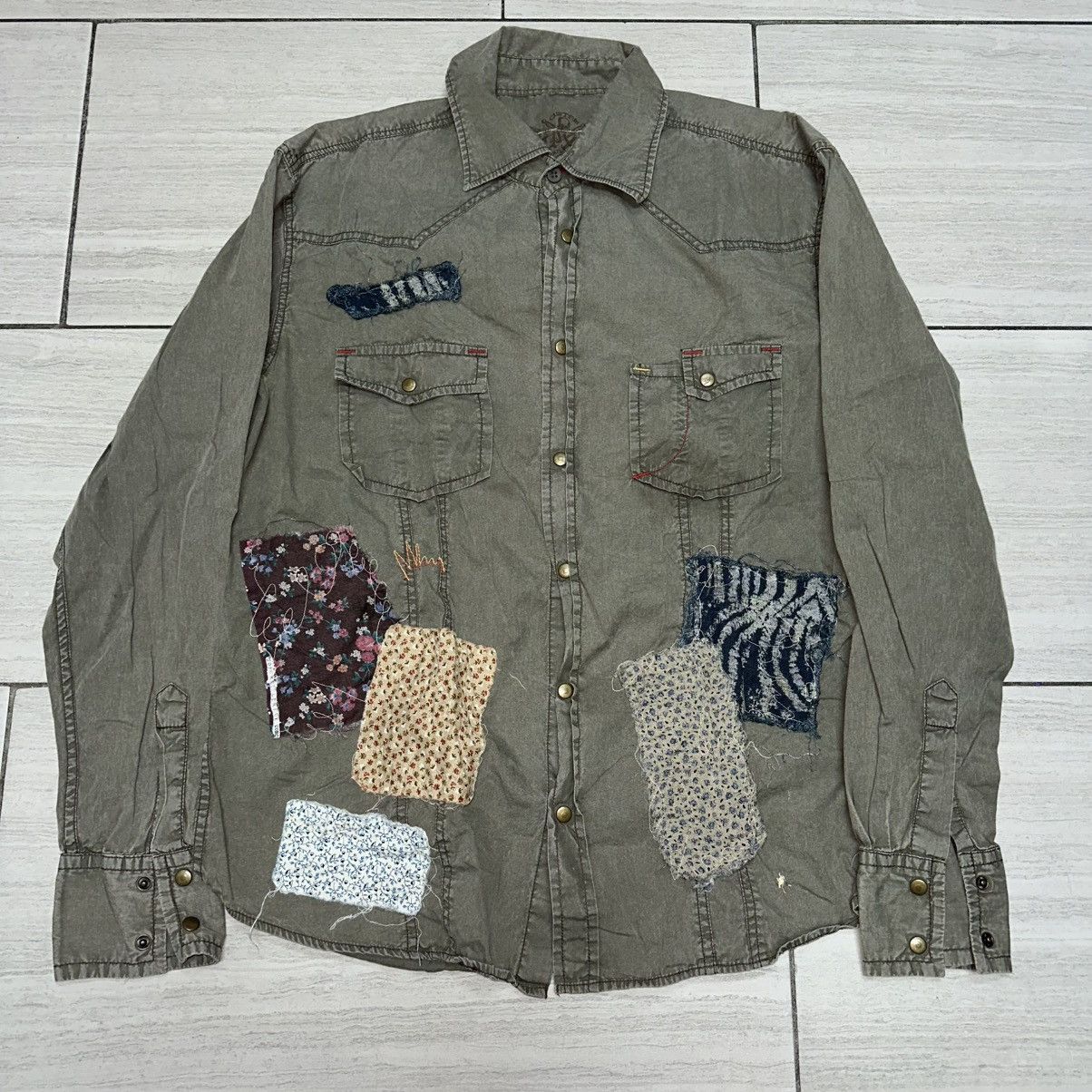 Vintage Vintage Patchwork Custom Fatigues LUE Snap Button Shirt Size US XL / EU 56 / 4 - 1 Thumbnail