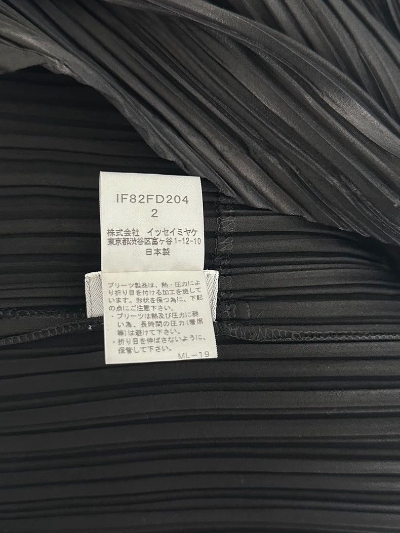 Issey Miyake Issey Miyake Shawl special-shaped pleated cardigan Size M / US 6-8 / IT 42-44 - 3 Thumbnail