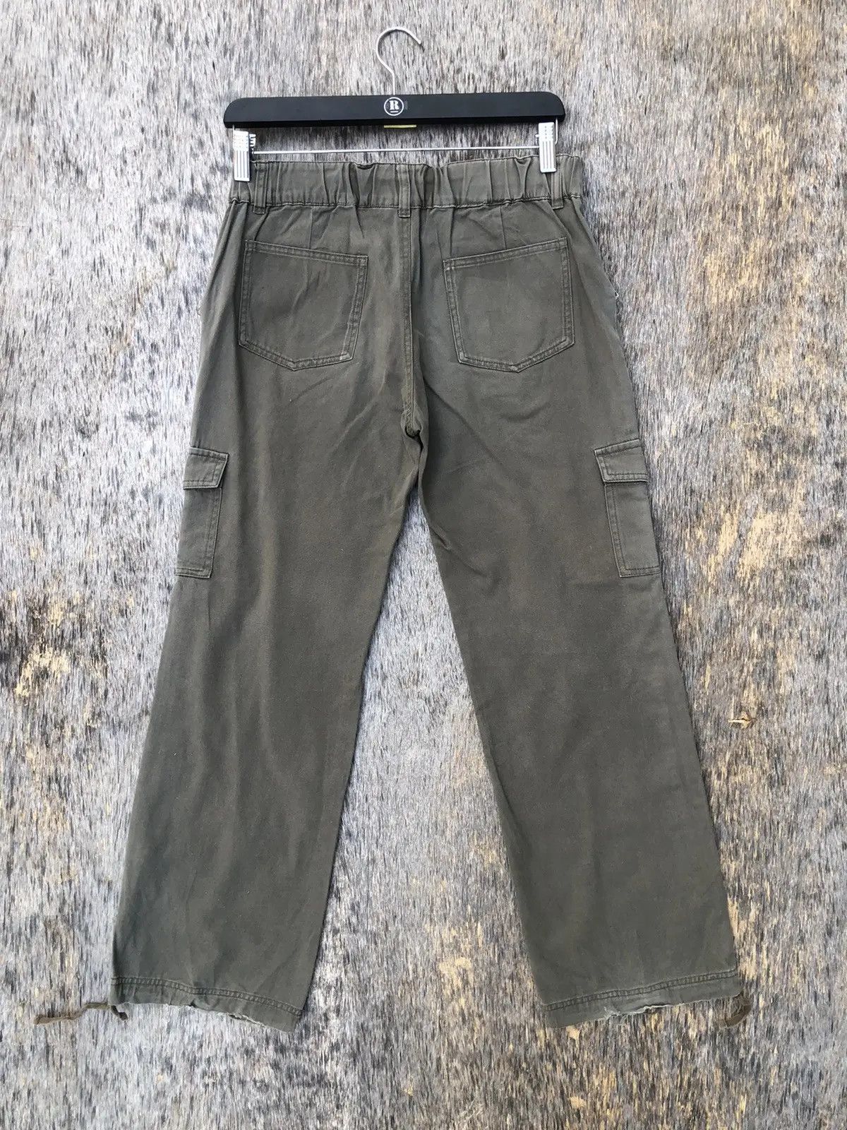 Beauty Beast × Japanese Brand Very Rare Cargo Multipocket Tactical Utility W28 x L36.5 Size US 28 / EU 44 - 11 Thumbnail