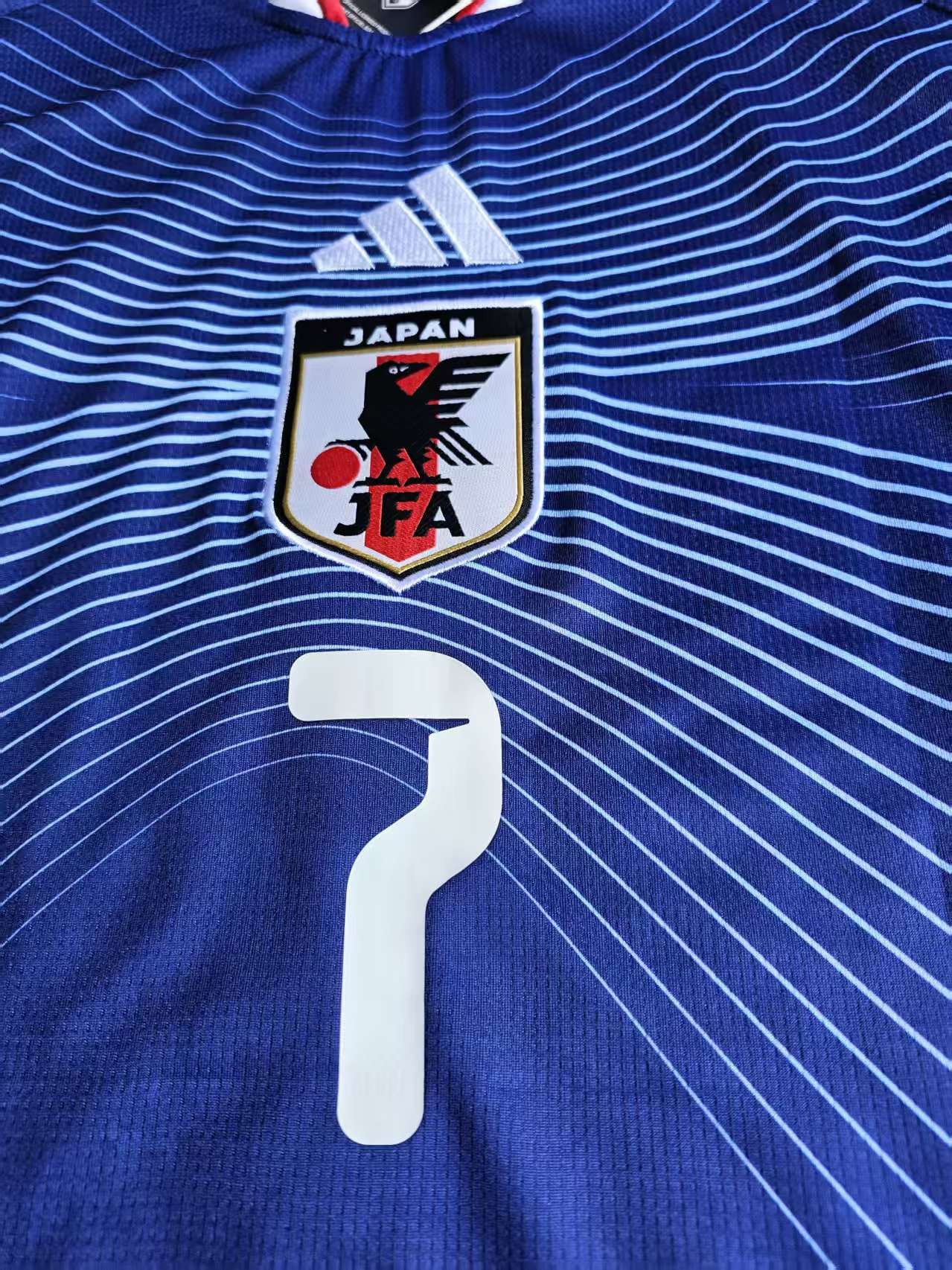 Other 2026 Japan #7 Kaoru Mitoma Jersey Size US S / EU 44-46 / 1 - 2 Thumbnail