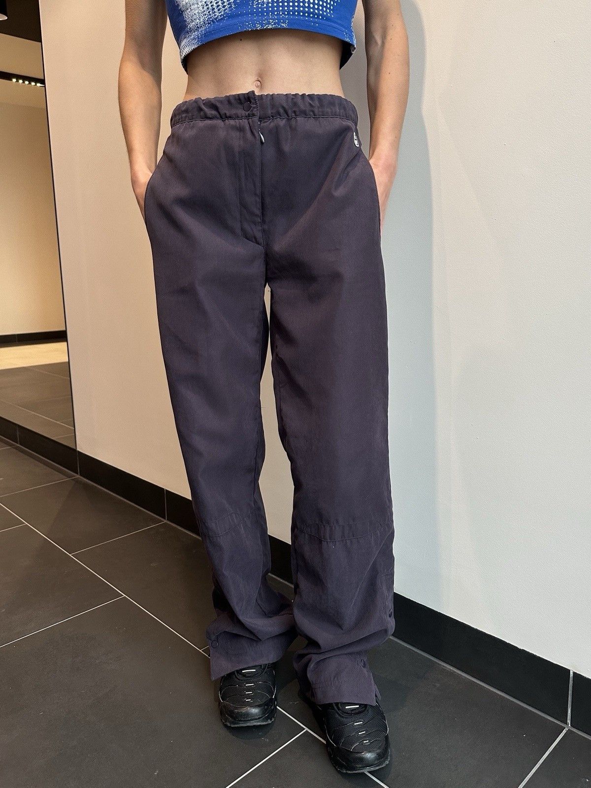Nike Vintage Nike Flared Pants Wide Leg 2000’s y2k Size S Size 27" / US 4 / IT 40 - 11 Thumbnail