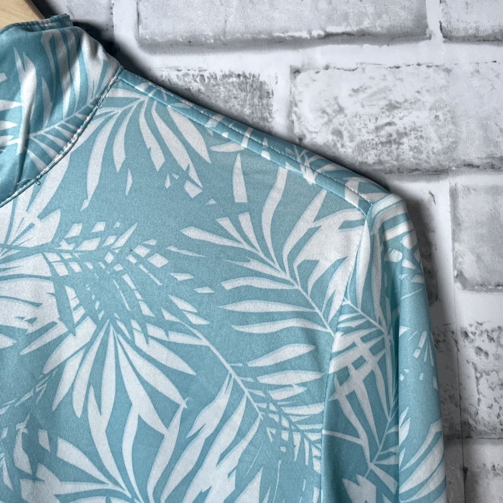 Vintage San Soliel Pullover Womens M Blue Palm Leaf Patterned Longsleeve Quarter Sleeve Size M / US 6-8 / IT 42-44 - 2 Thumbnail