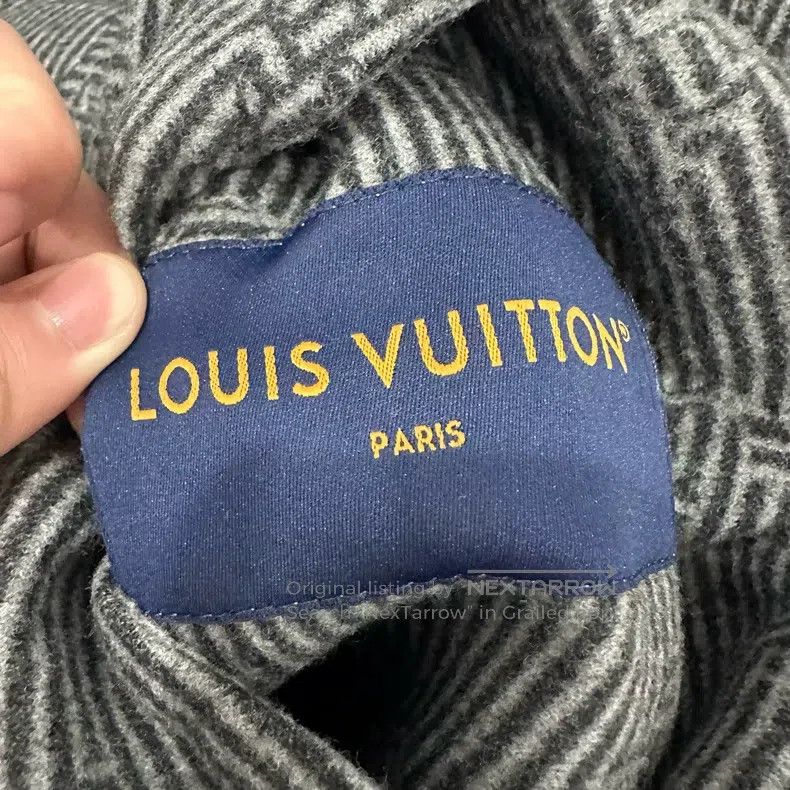 Louis Vuitton Louis Vuitton Pin embroidered reversible hooded cashmere j Size US XXL / EU 58 / 5 - 5 Thumbnail
