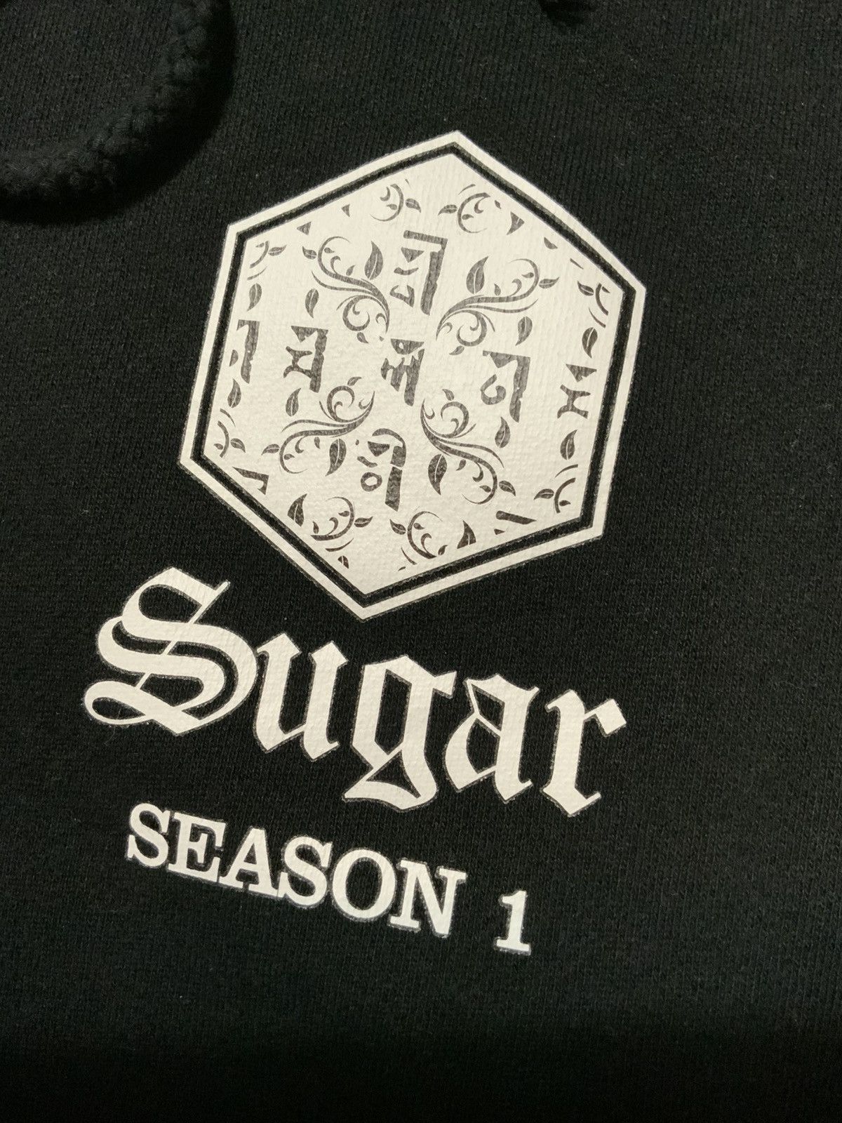Independent Trading Co. Sugar Season 1 Neo Noir Mystery TV Series Cast Crew Hoodie Size US XL / EU 56 / 4 - 1 Thumbnail